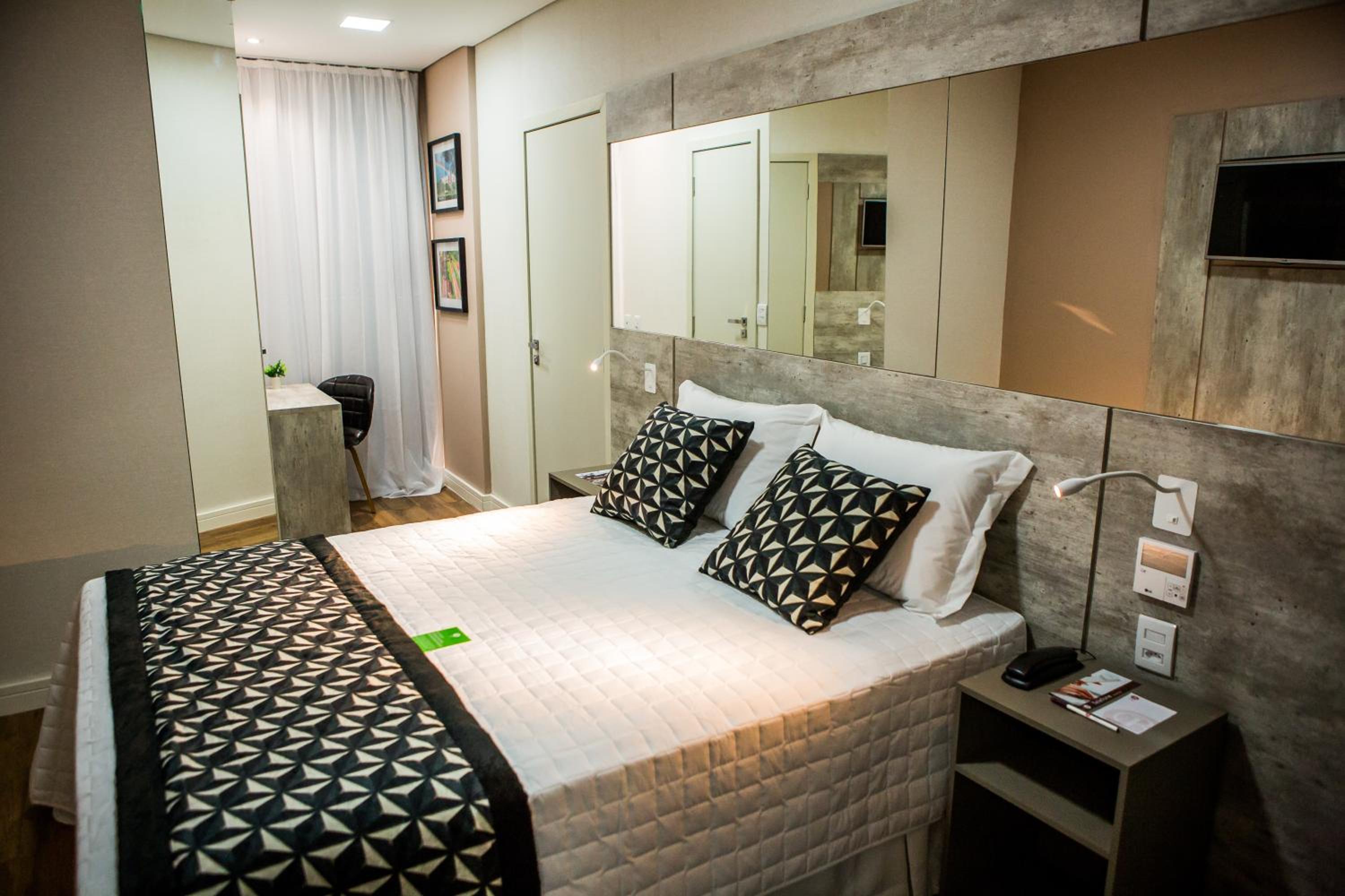 Quarto Luxo Cama Queen- Size  photo 3