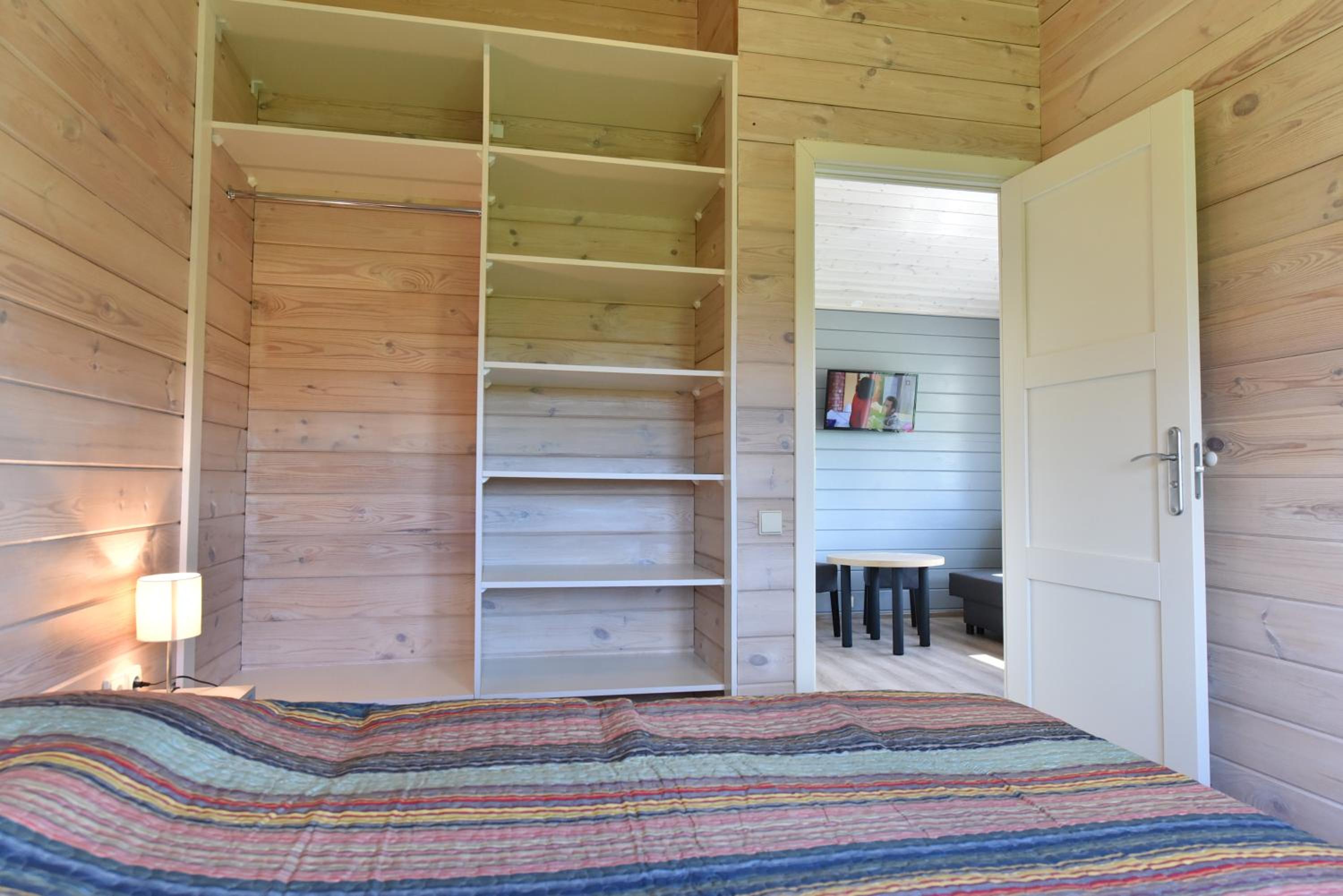 One-Bedroom House - Photo 5