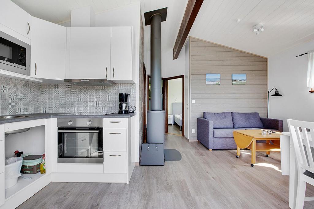 Deluxe Family Room - Photo 3