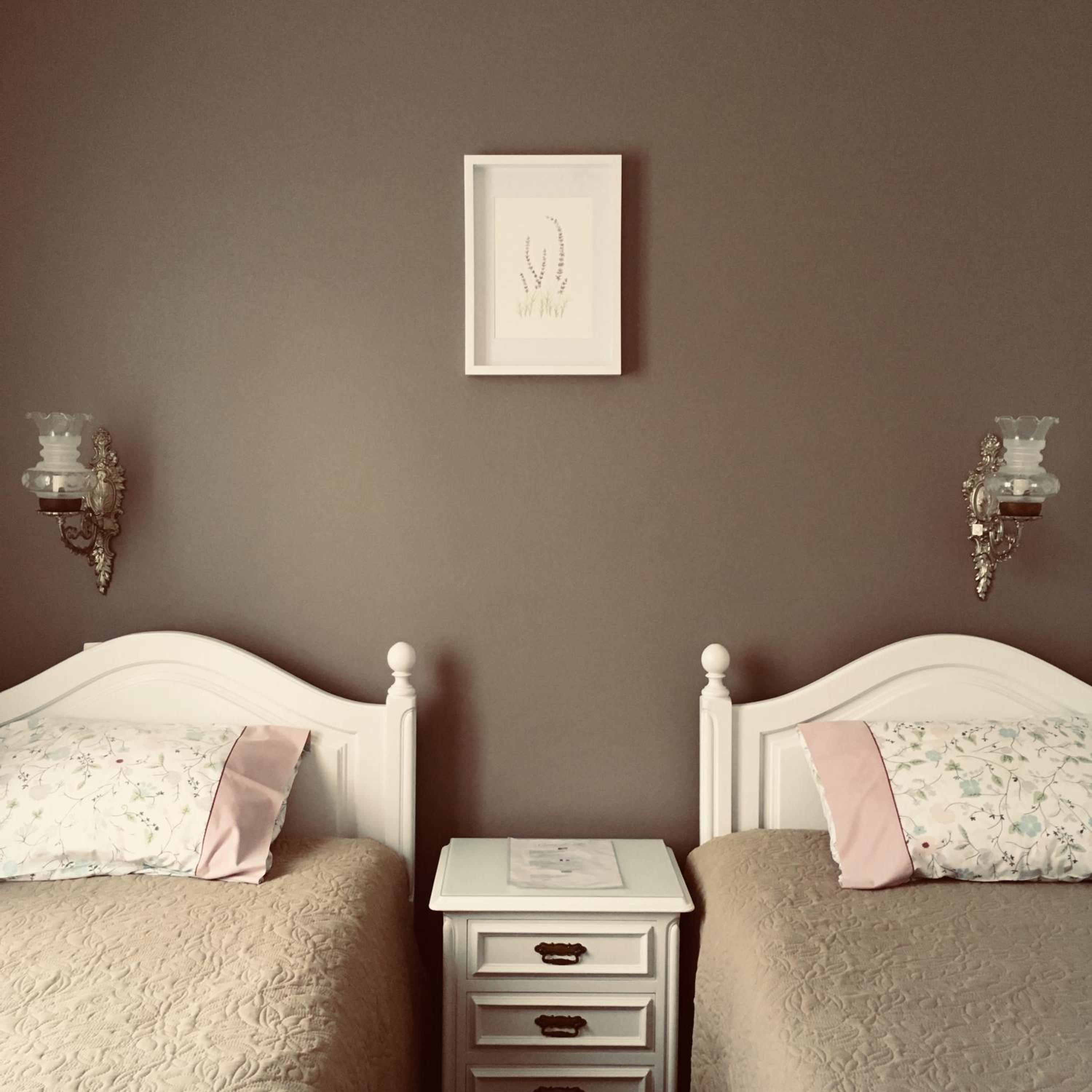 Twin Room with Private Bathroom photo 3