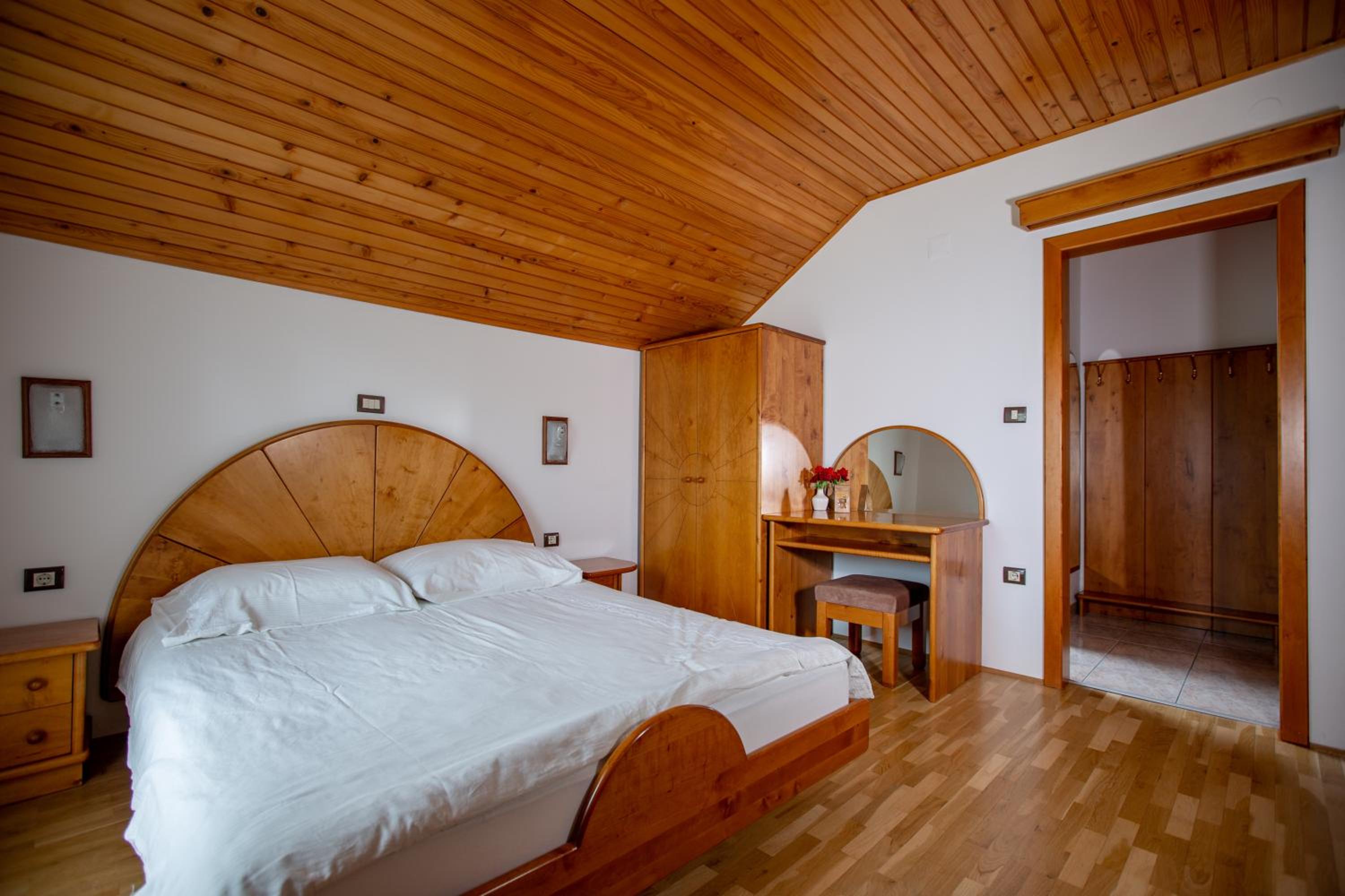 Quadruple Room with Balcony photo 3