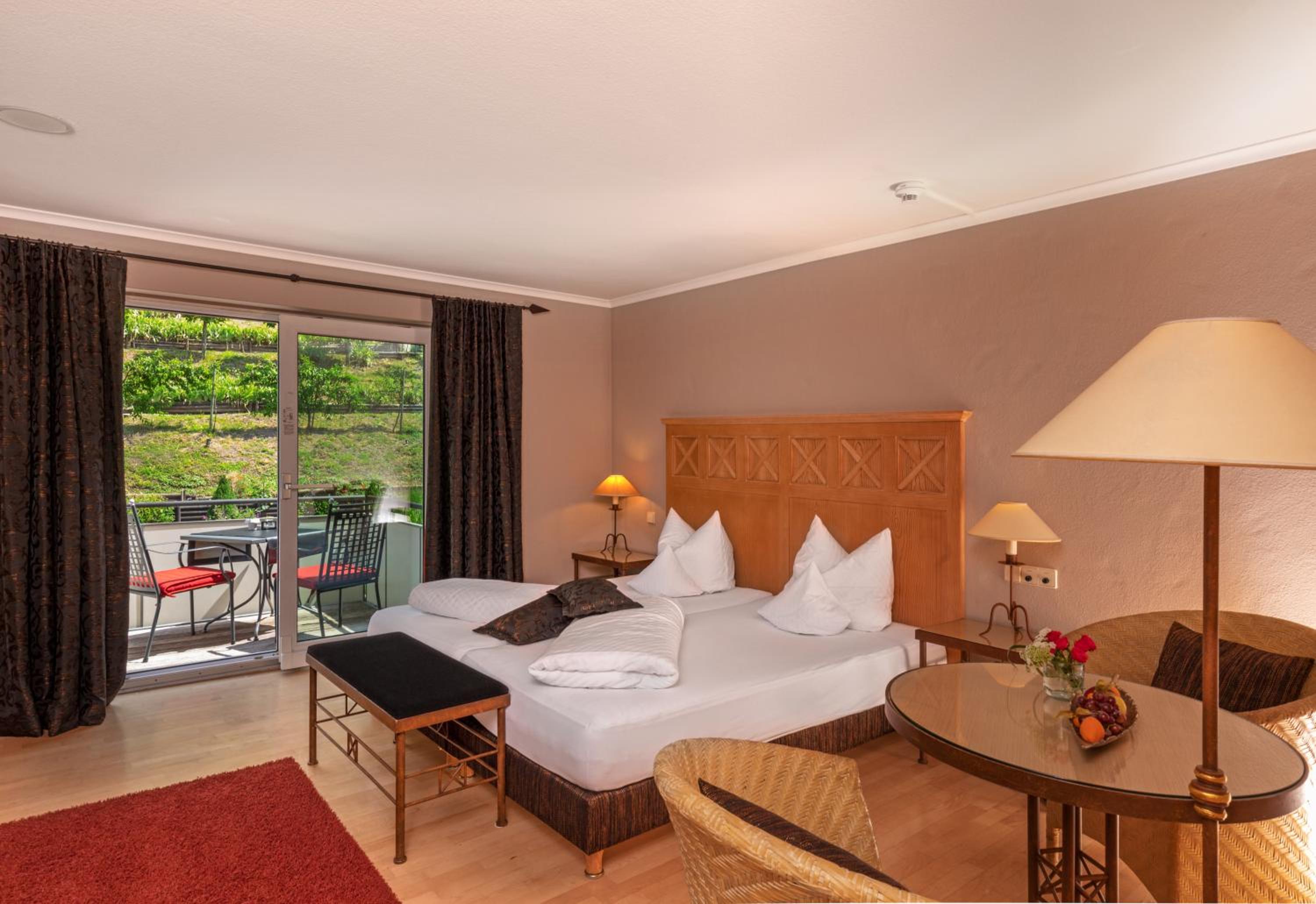 Comfort Double Room with Garden View - Photo 3