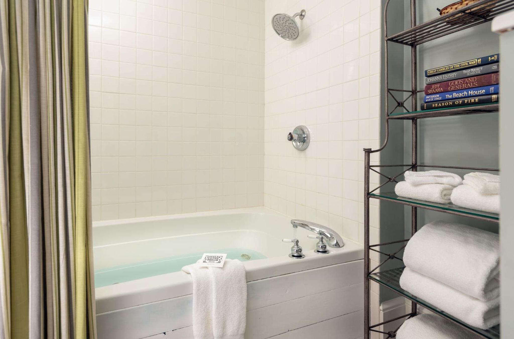 King Suite photo 2