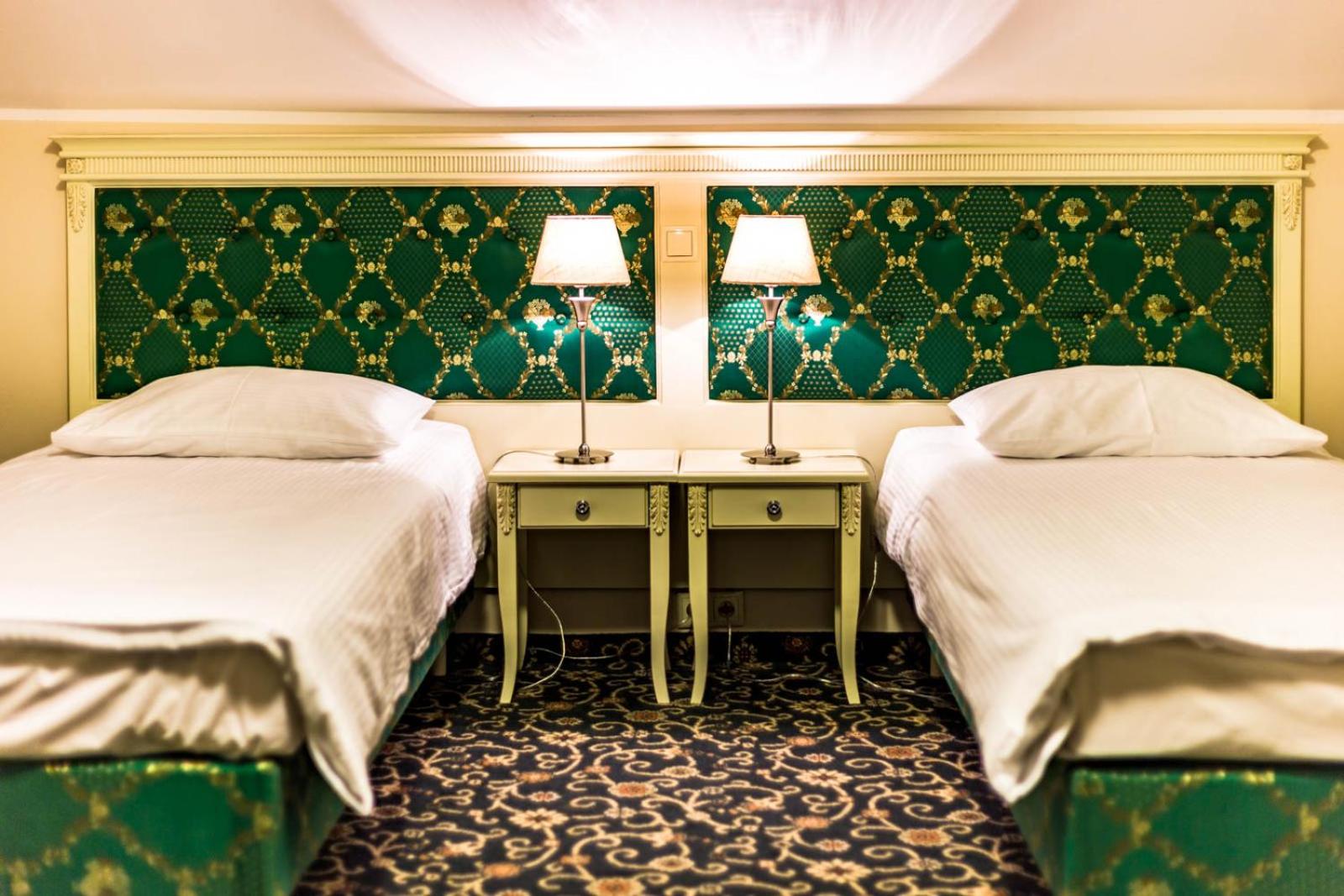 Double or Twin Room - Photo 2