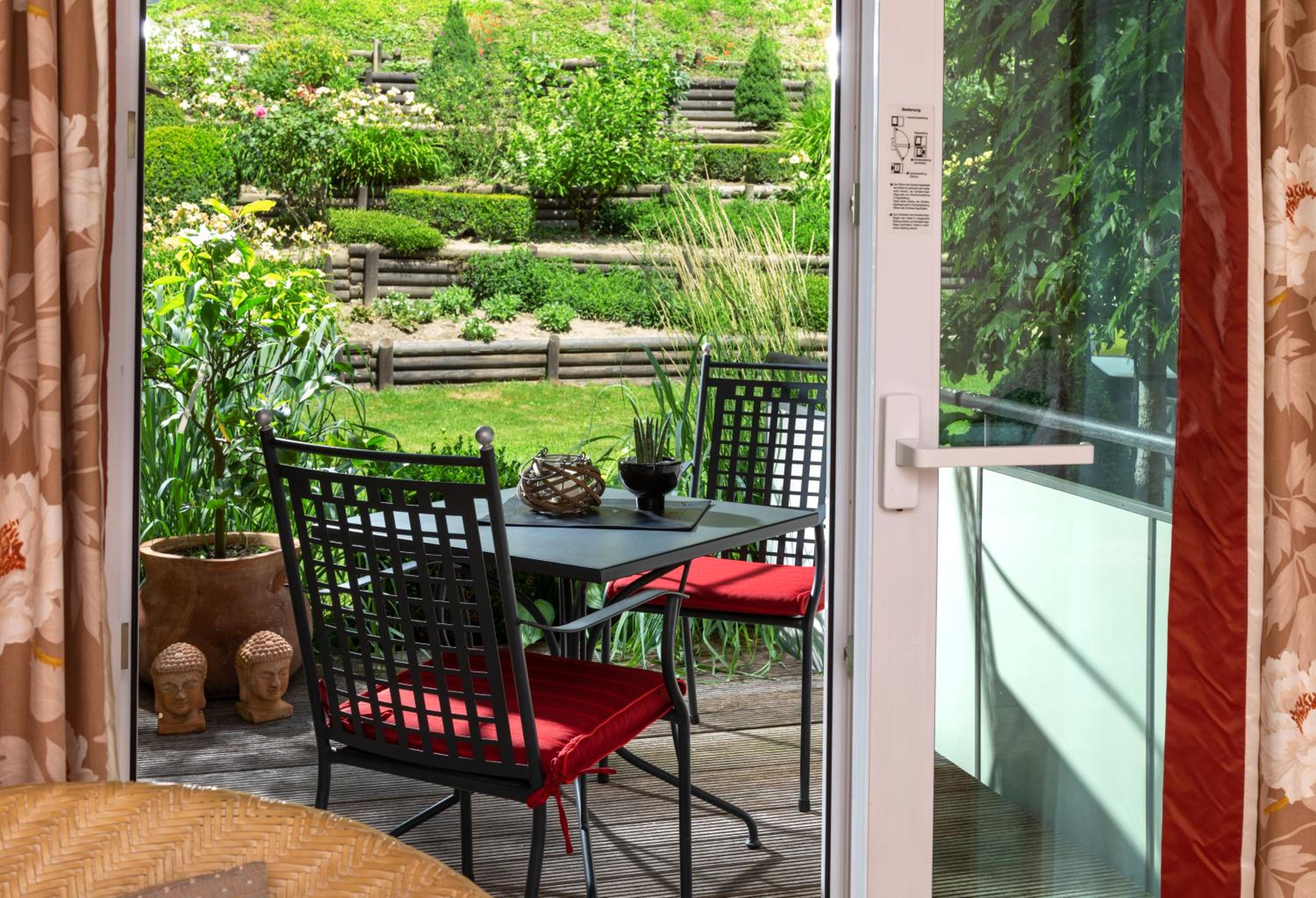 Comfort Double Room with Garden View - Photo 4