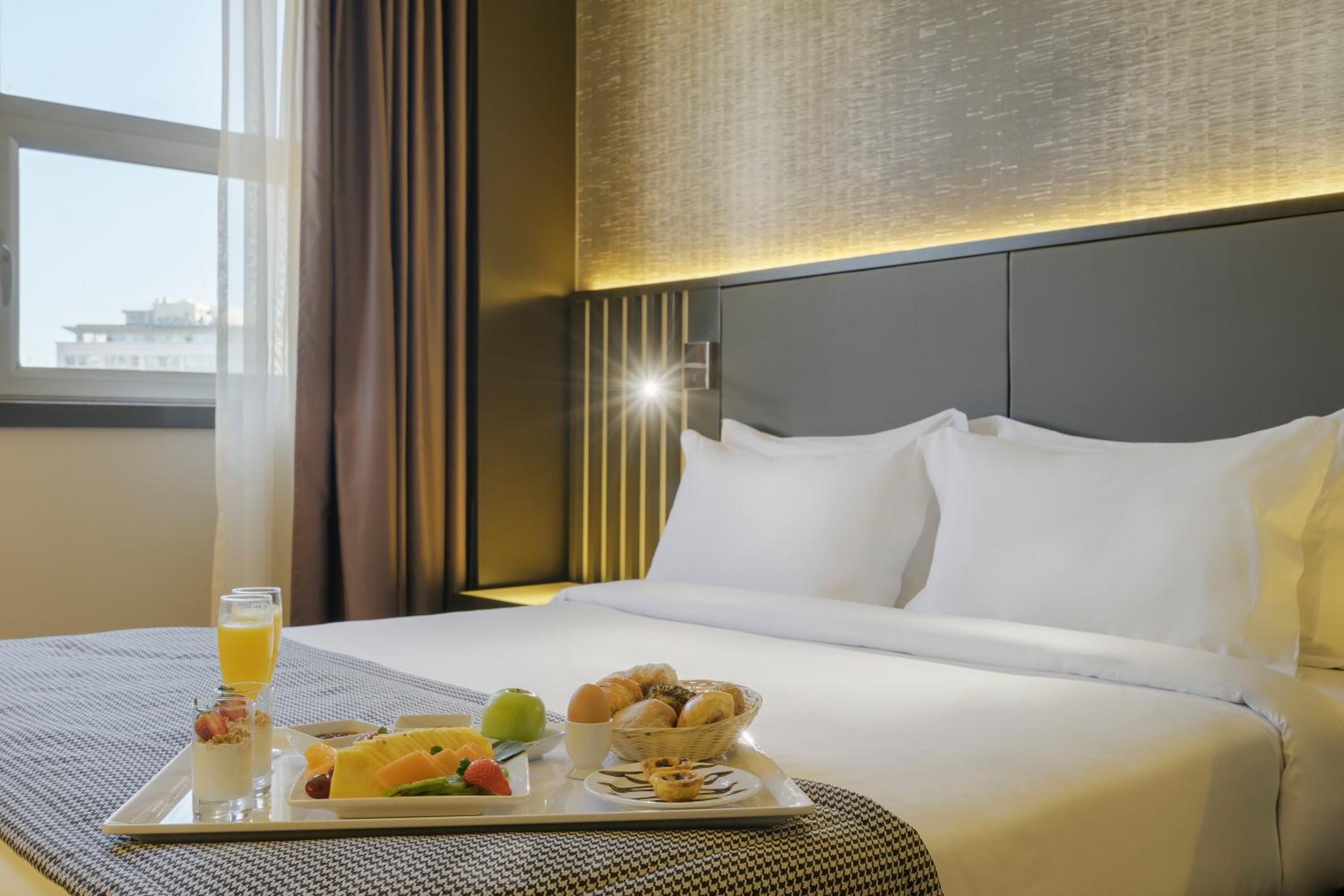 Double or Twin Room - Photo 2