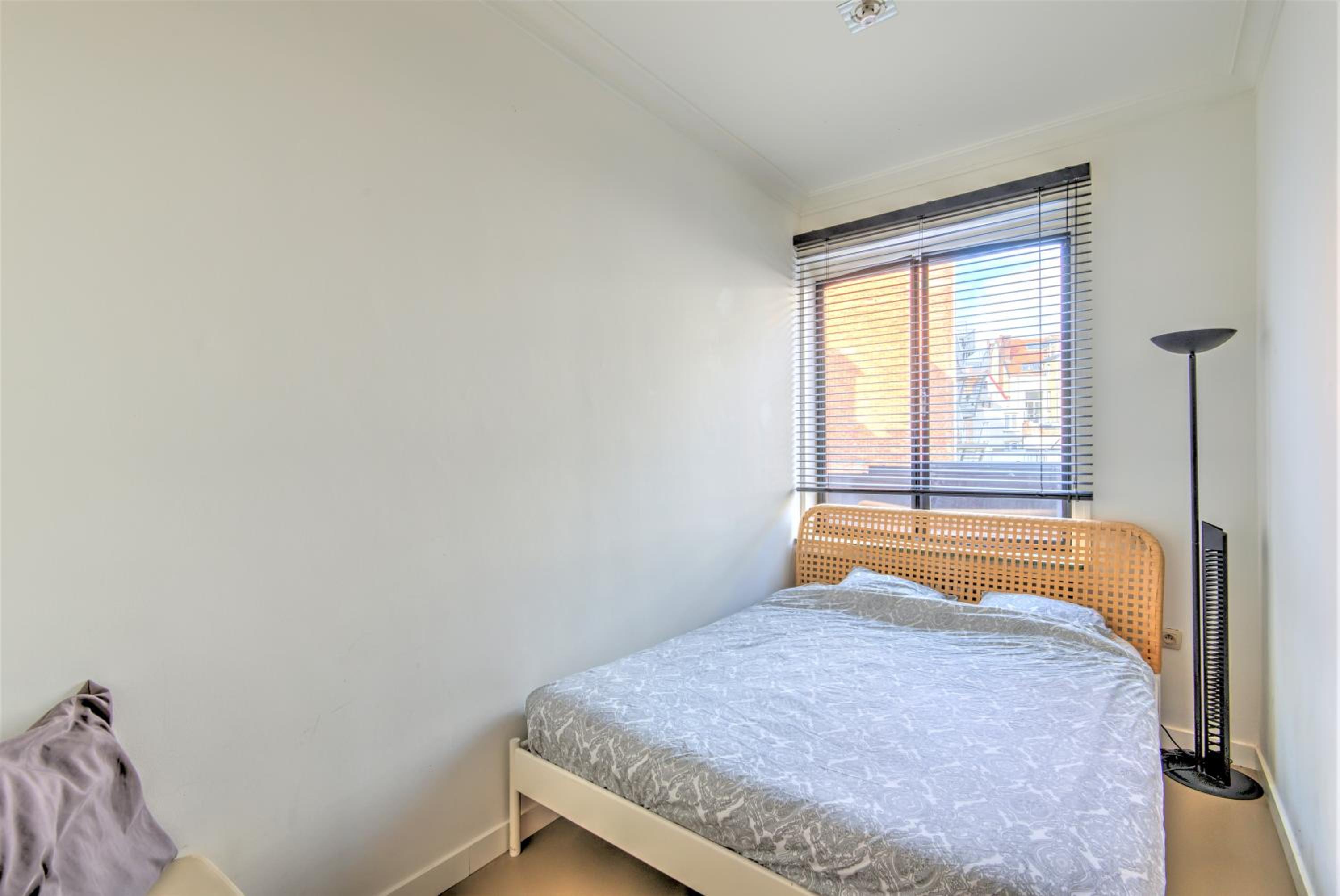 Apartment with Balcony photo 3