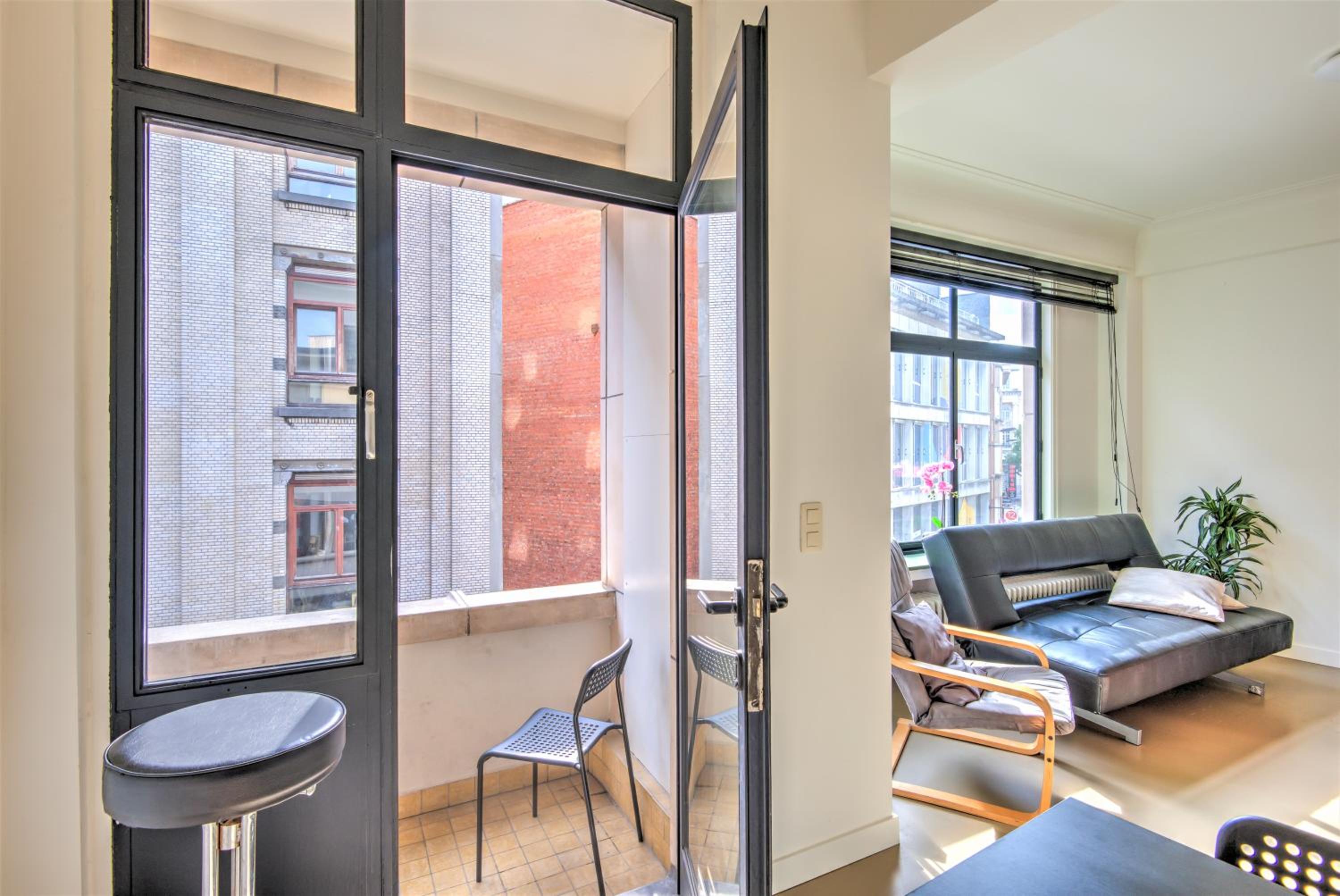 Apartment with Balcony photo 2