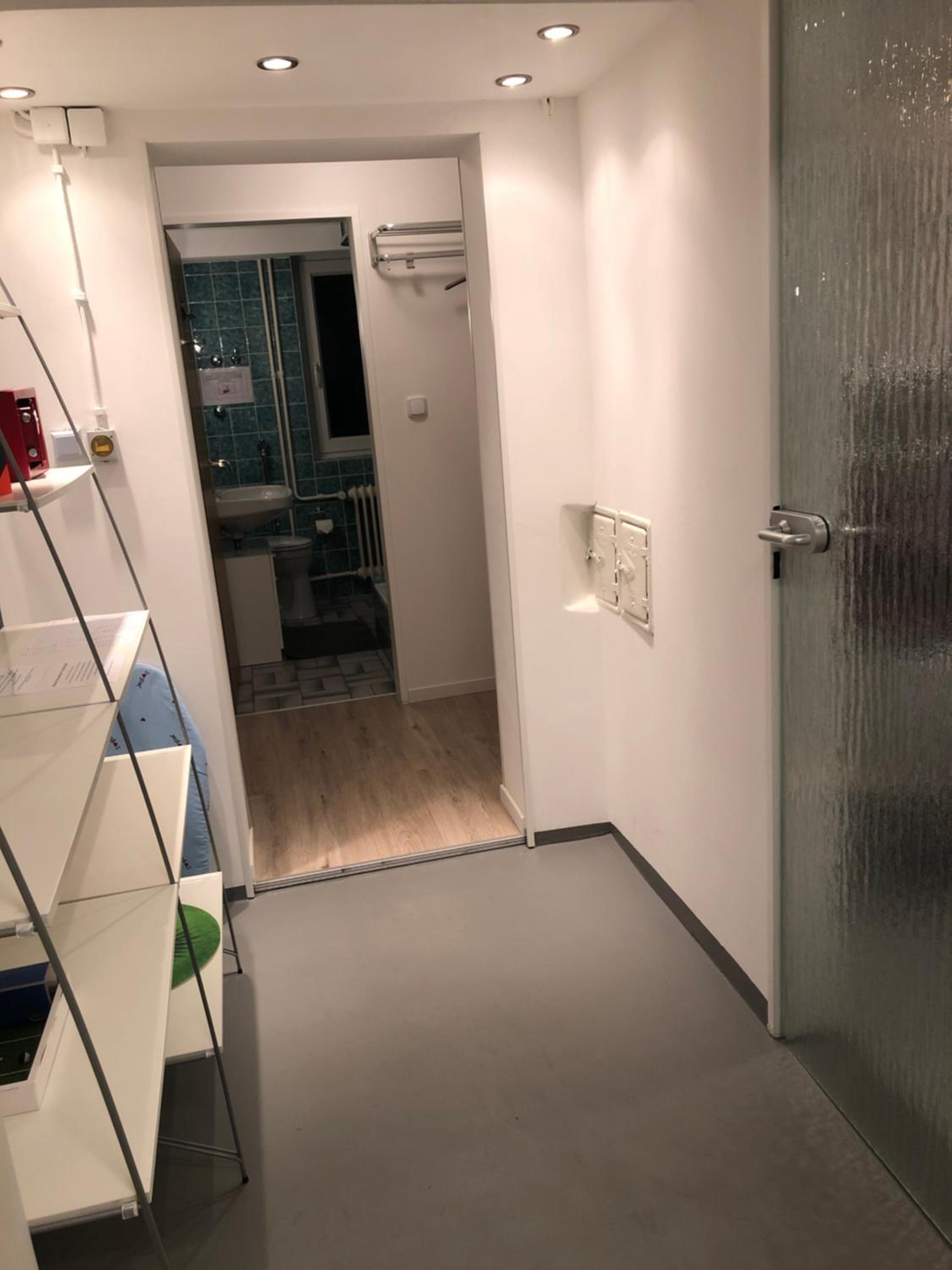 Apartment photo 2