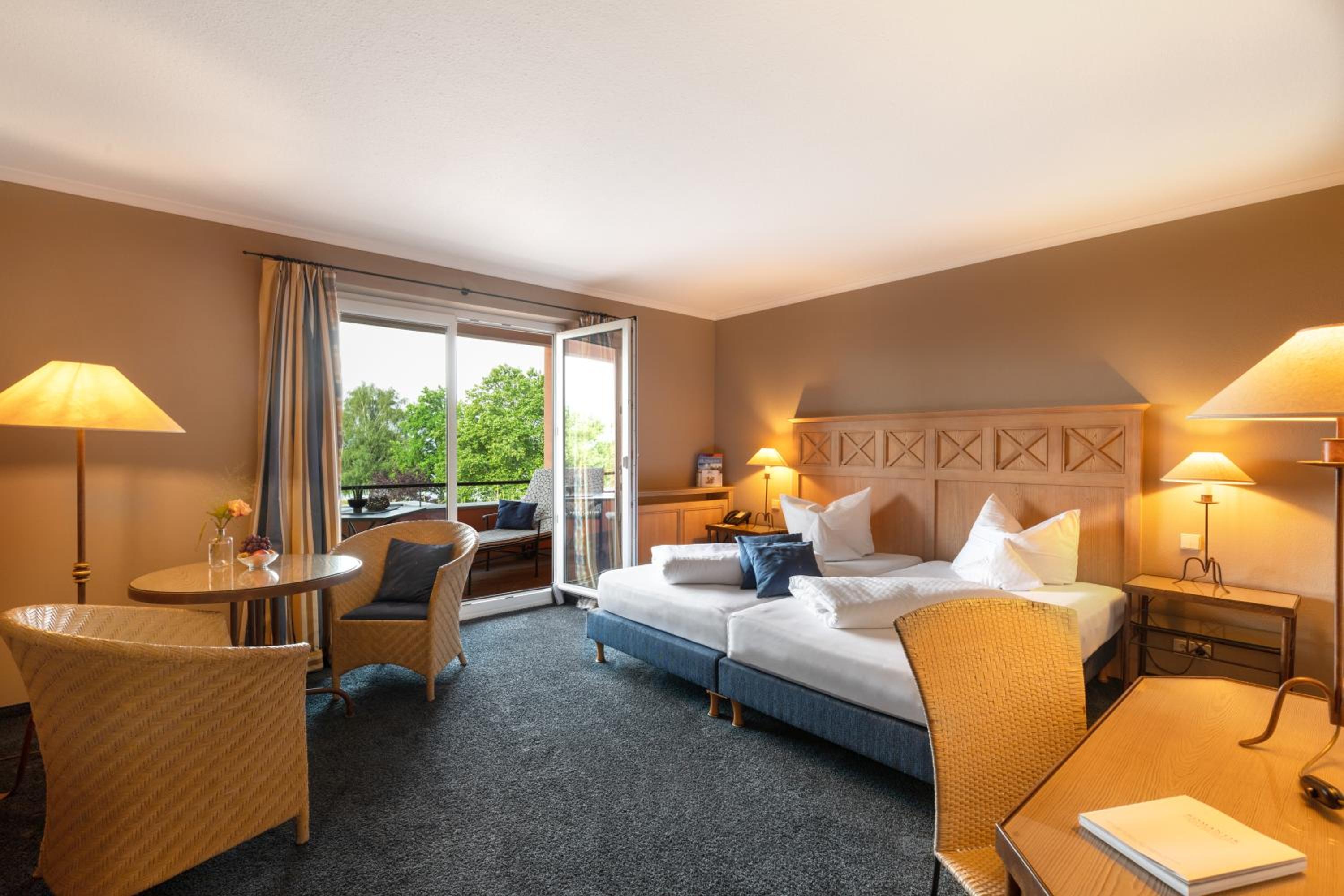 Deluxe Double Room - Photo 10