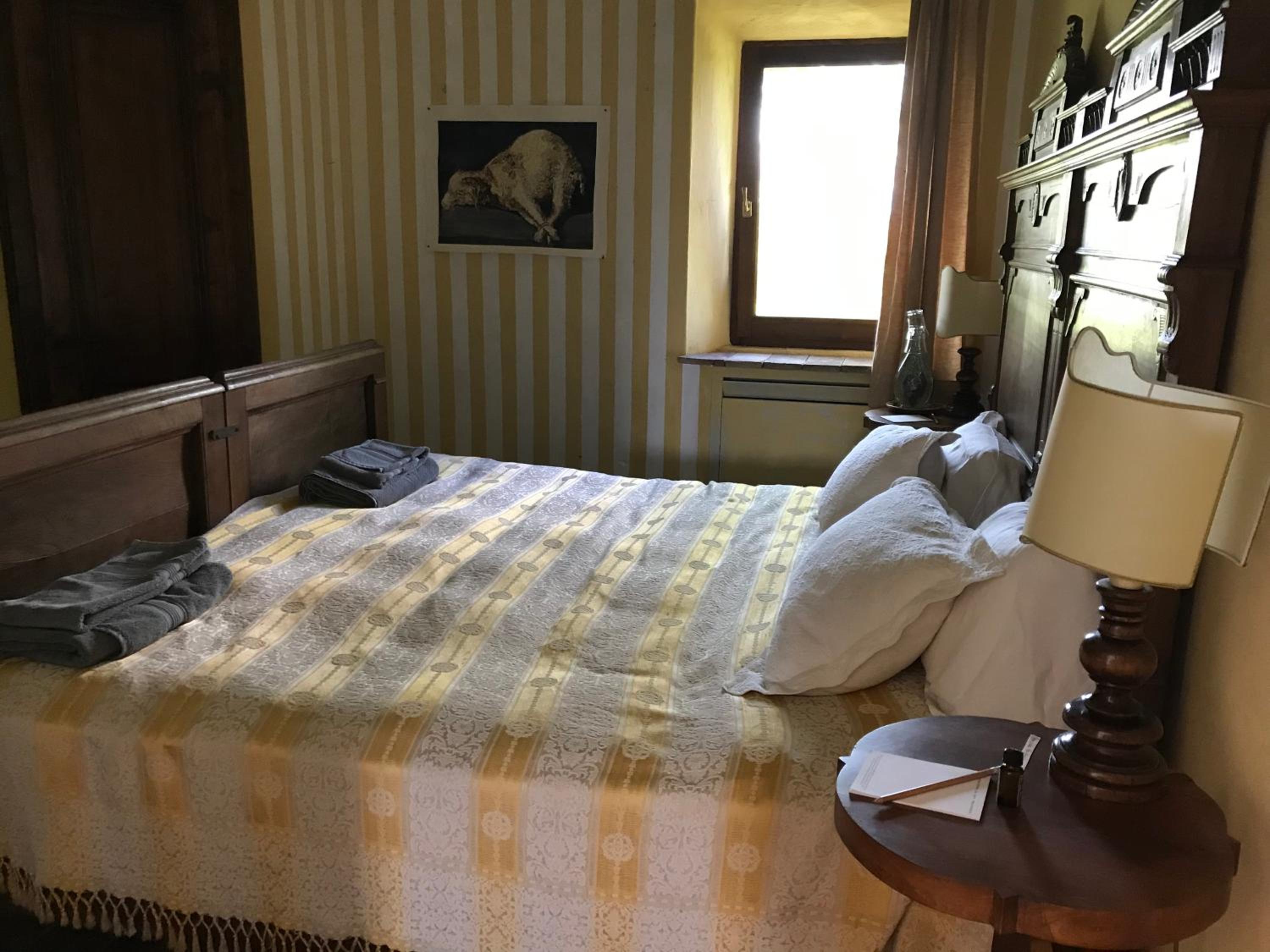 Six-Bedroom Villa  photo 1