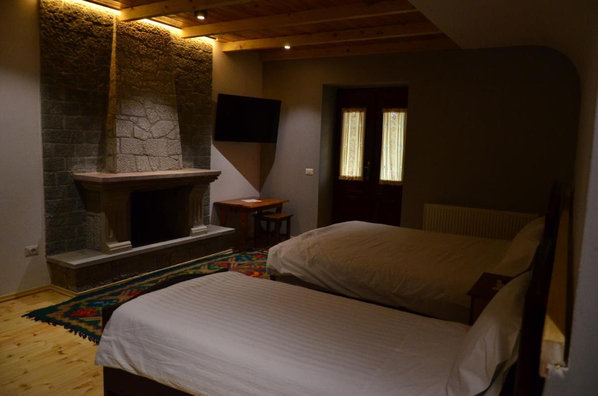 Deluxe Double or Twin Room with Balcony