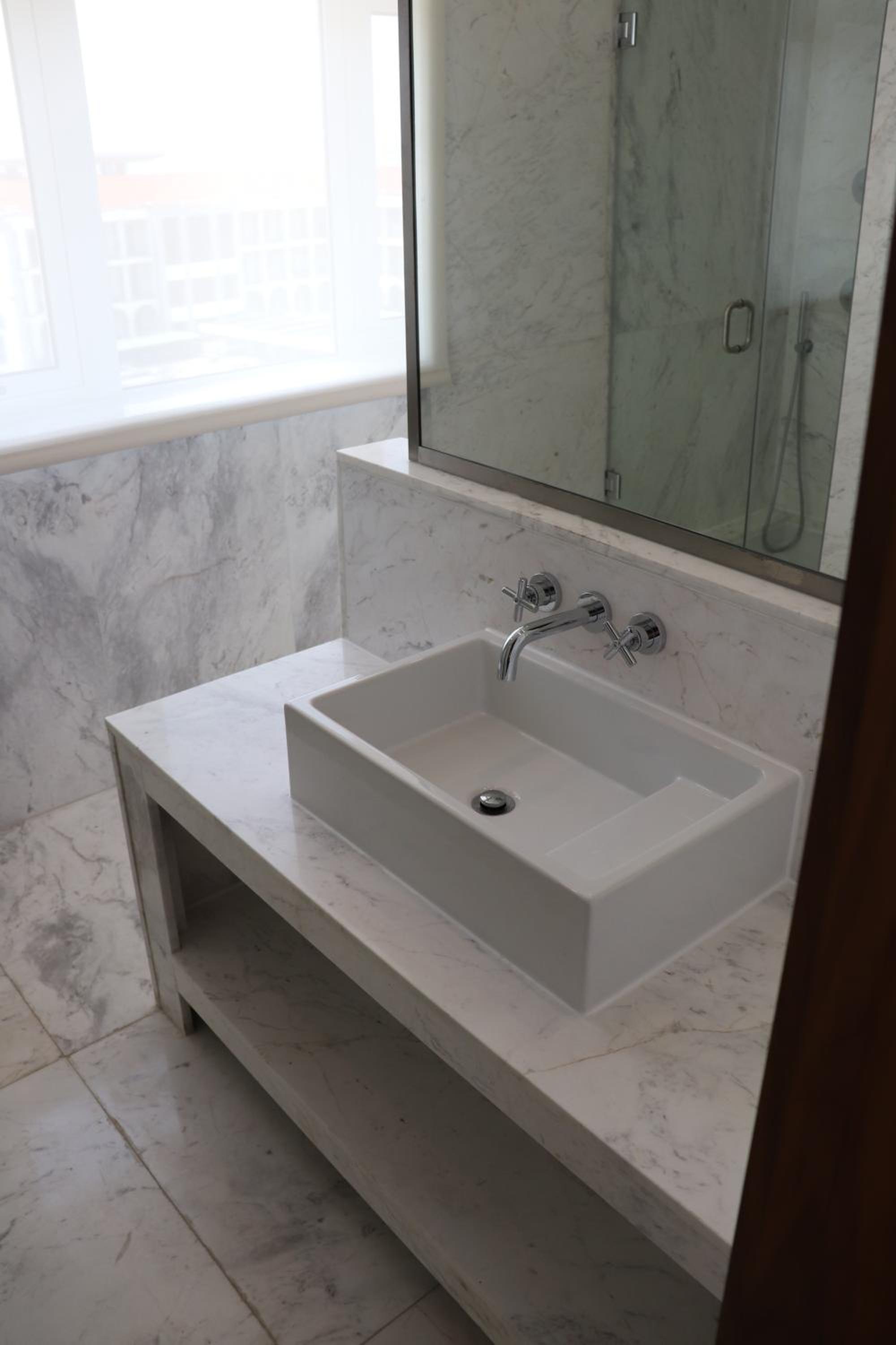 Deluxe Single Room with Balcony photo 3