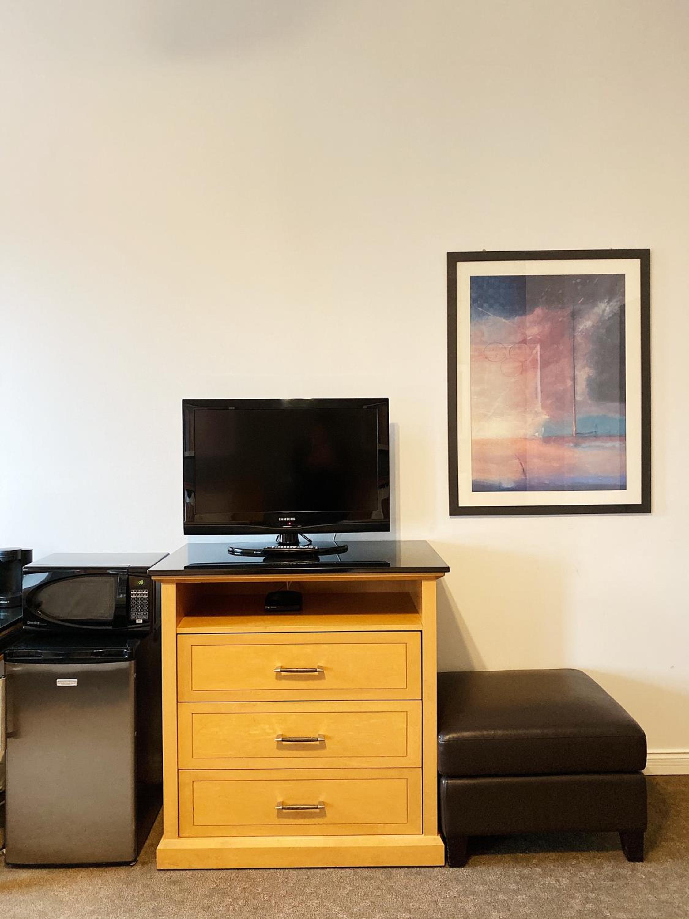 Deluxe King Room - Photo 4