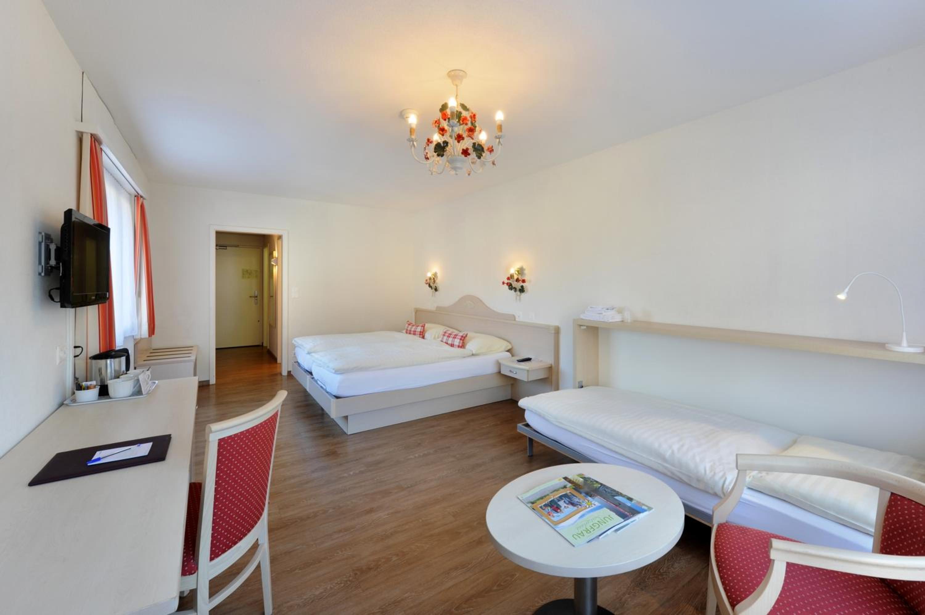 Triple Room - Photo 7