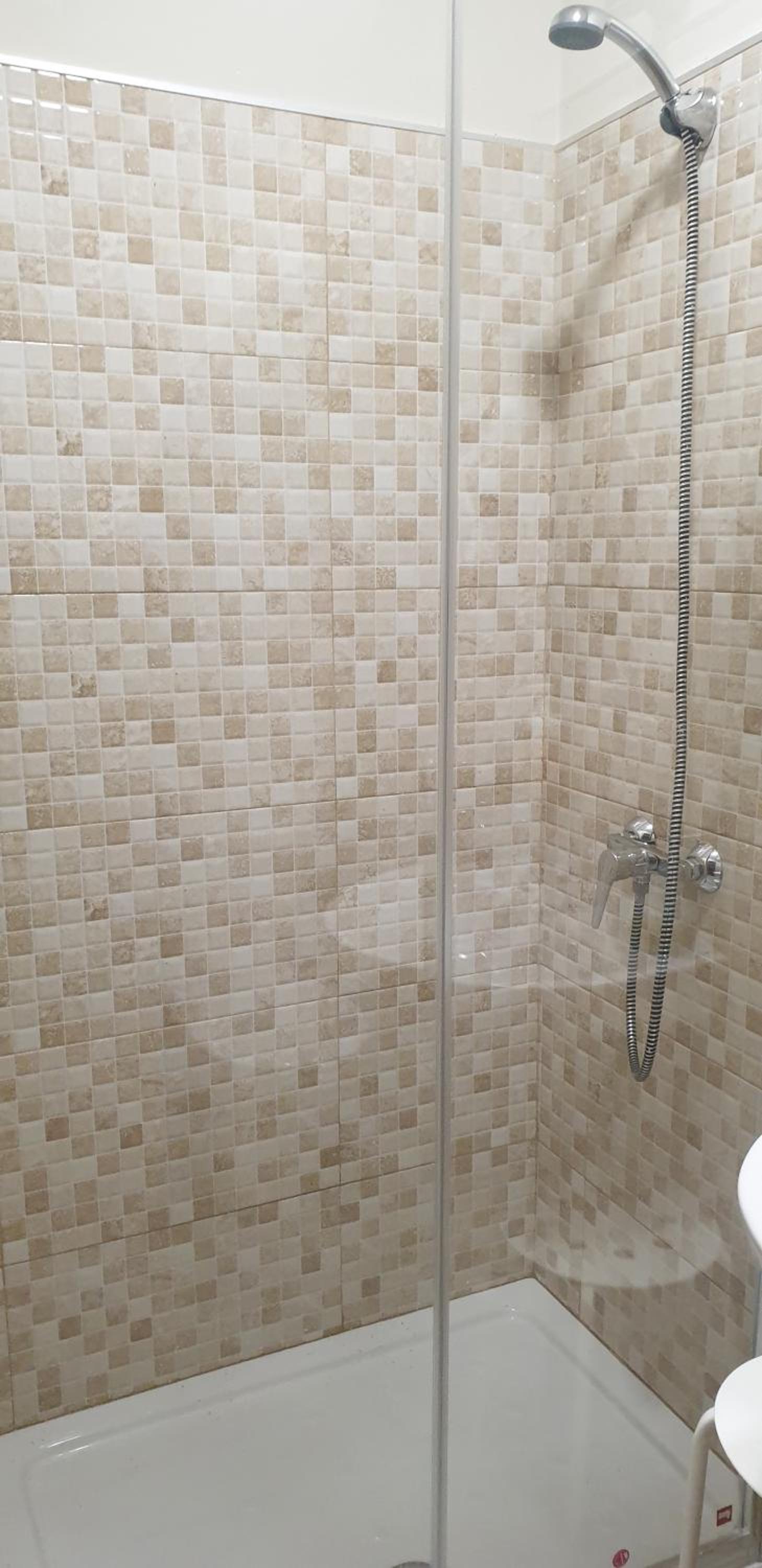 Twin Room with Private Bathroom - Photo 3