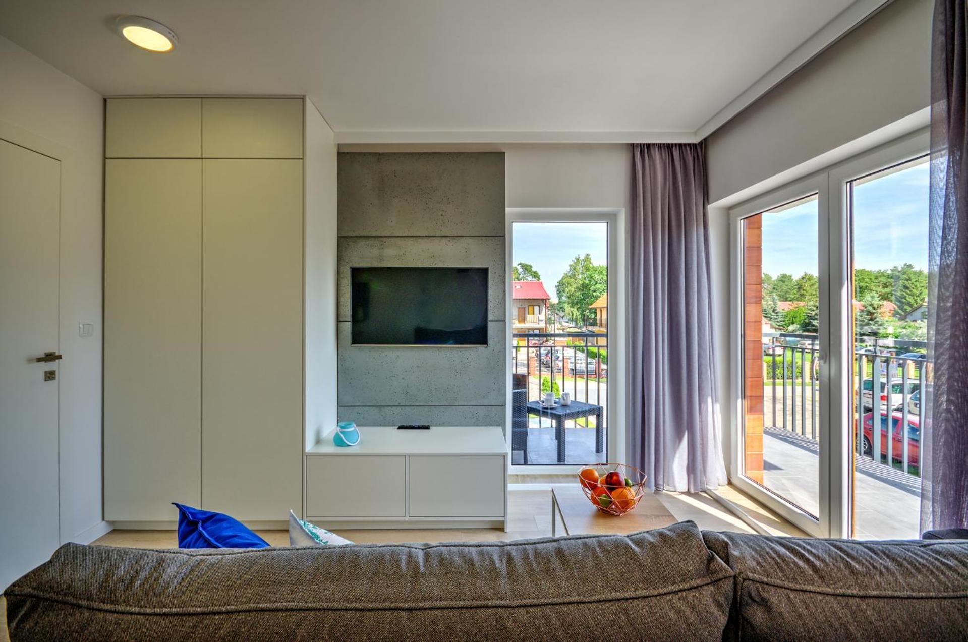 One-Bedroom Apartment photo 1