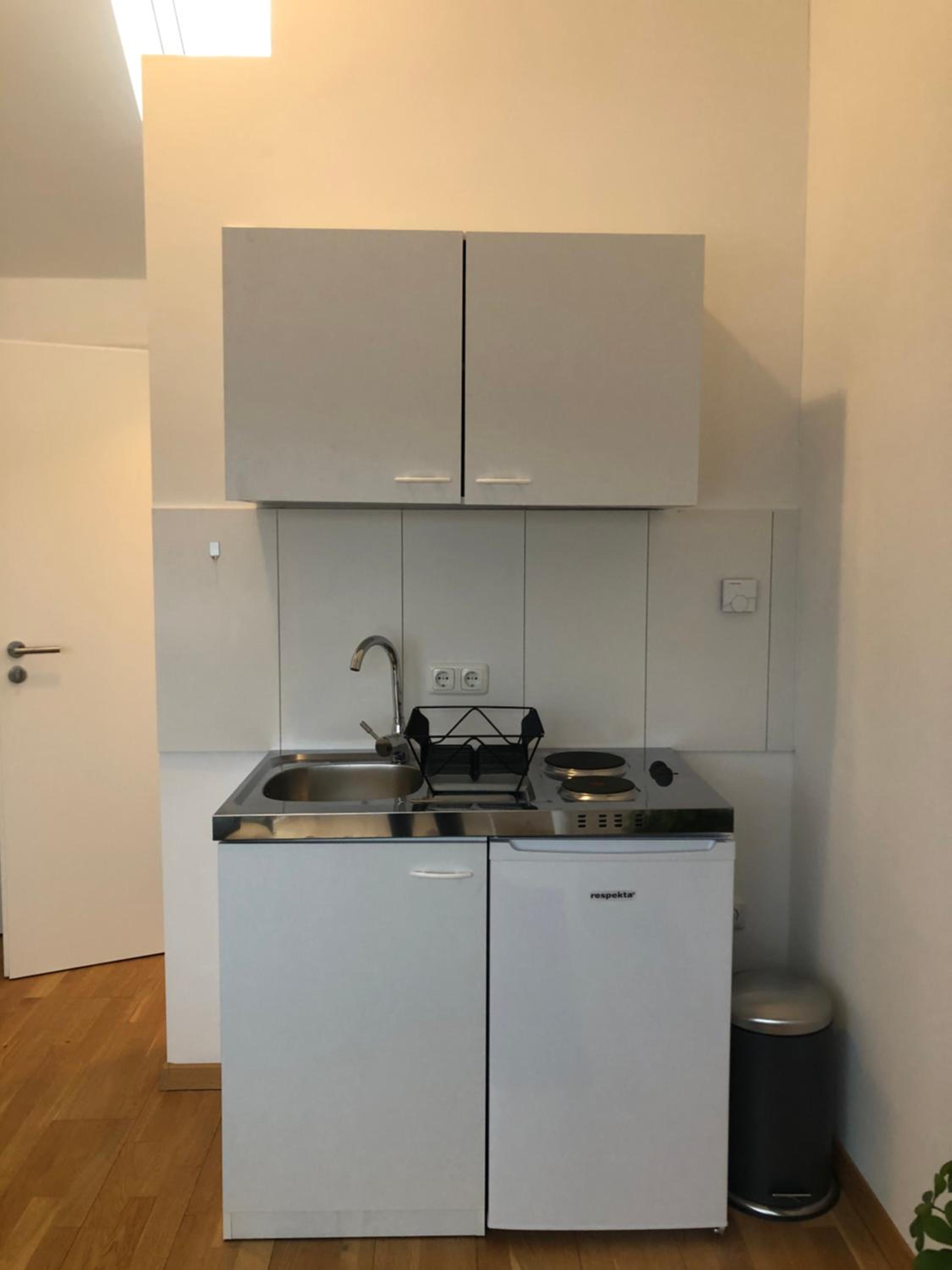 Studio Apartment - Photo 10