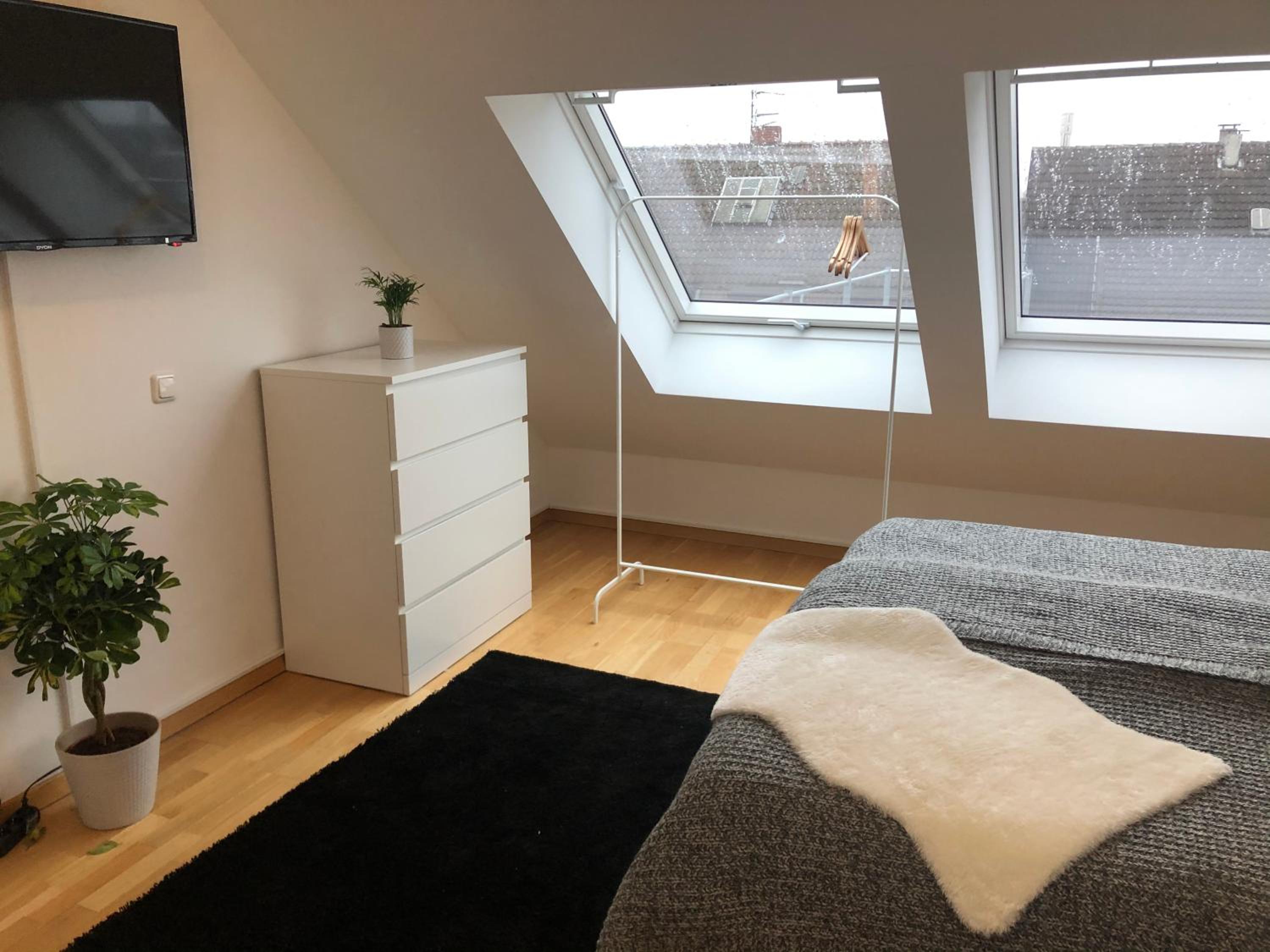 Studio Apartment - Photo 4