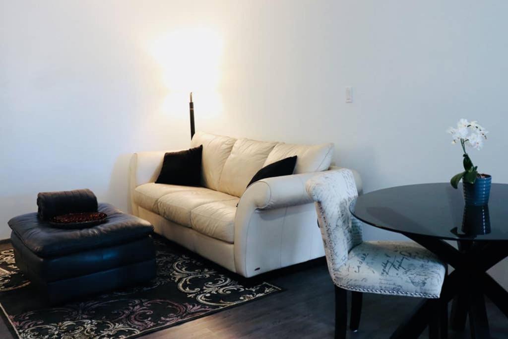 Two-Bedroom Apartment photo 2