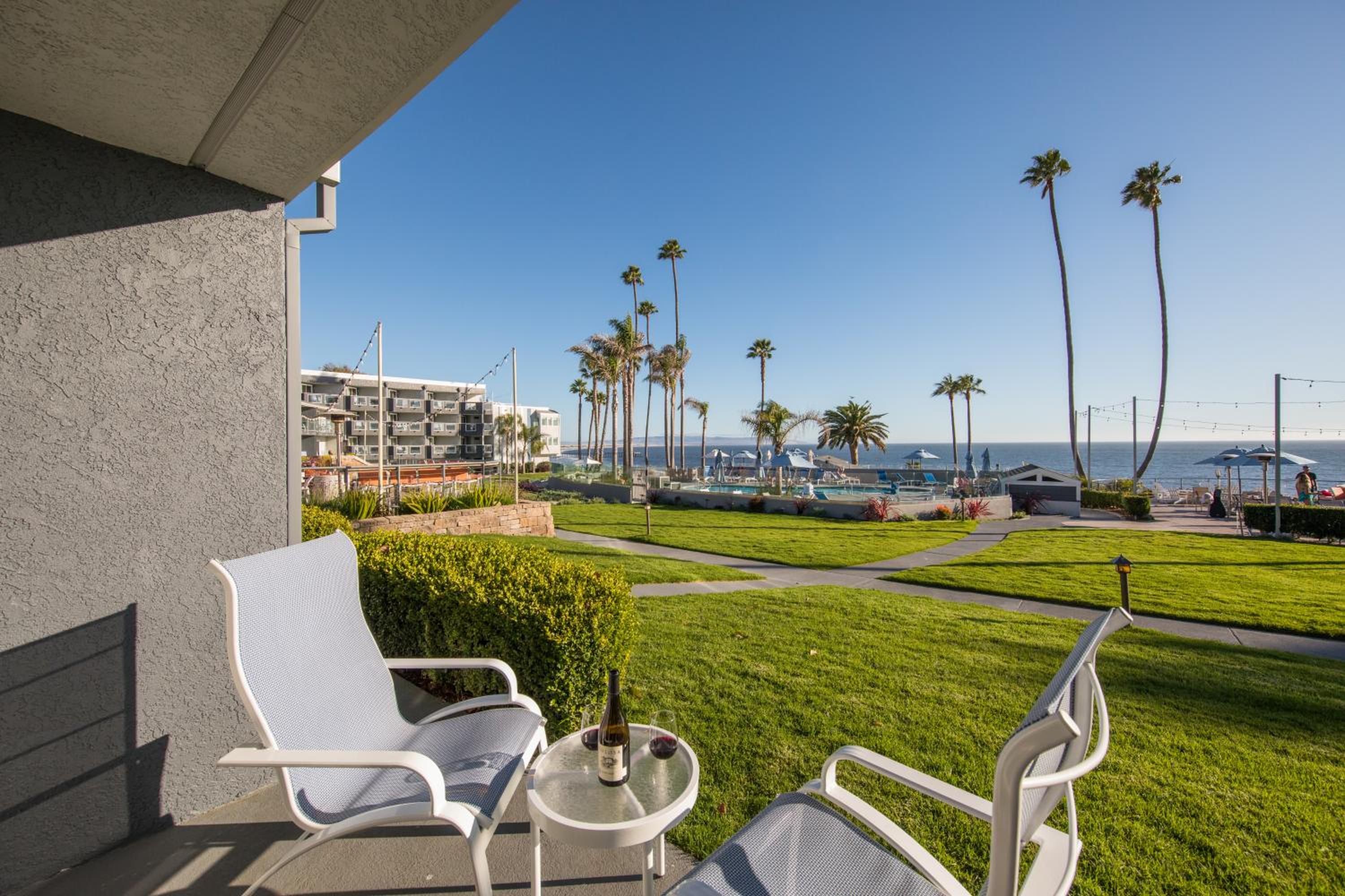 King Room with Ocean View - Photo 3