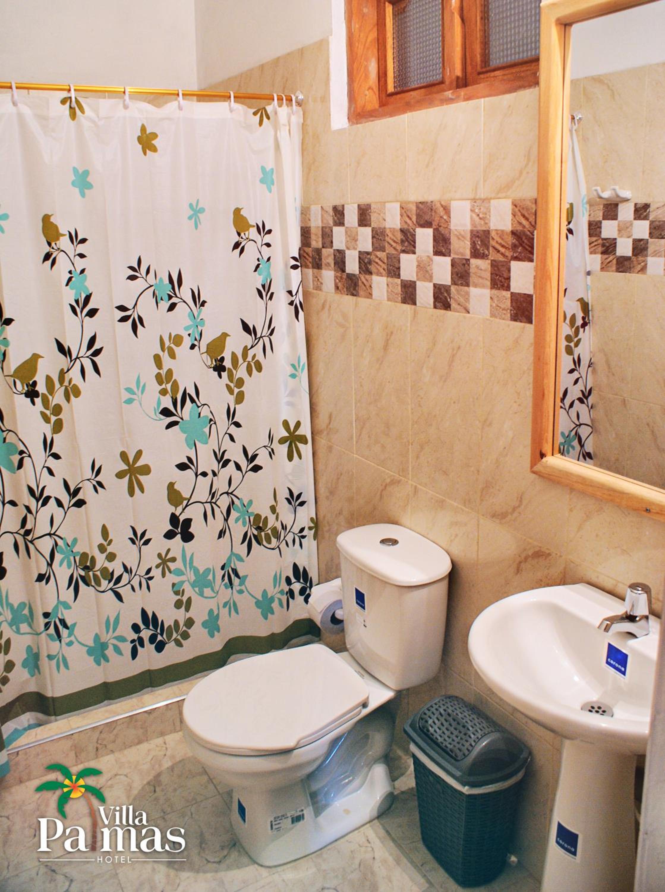 Triple Room with Private Bathroom photo 2