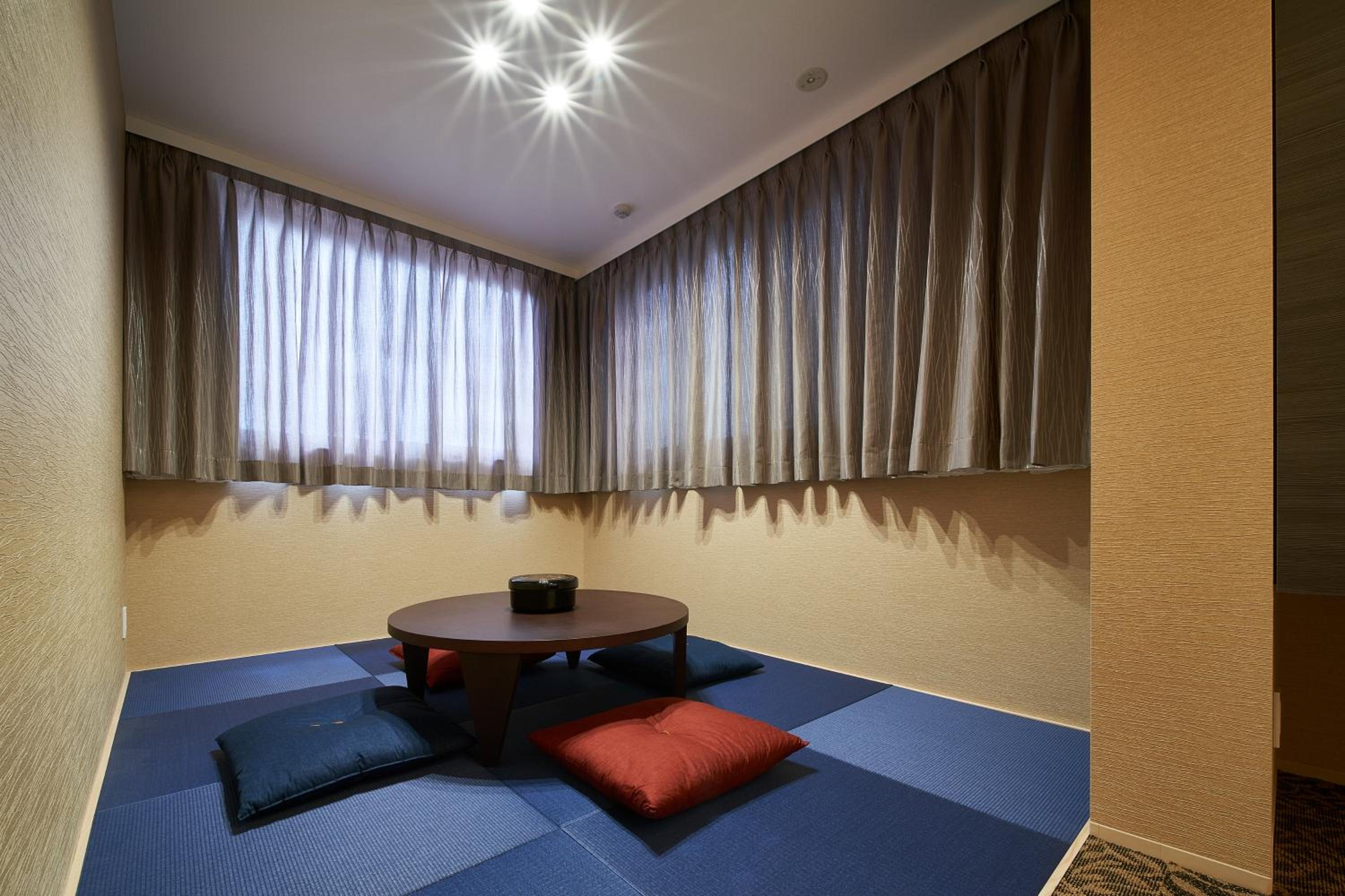 Japanese-Style Room - Photo 6