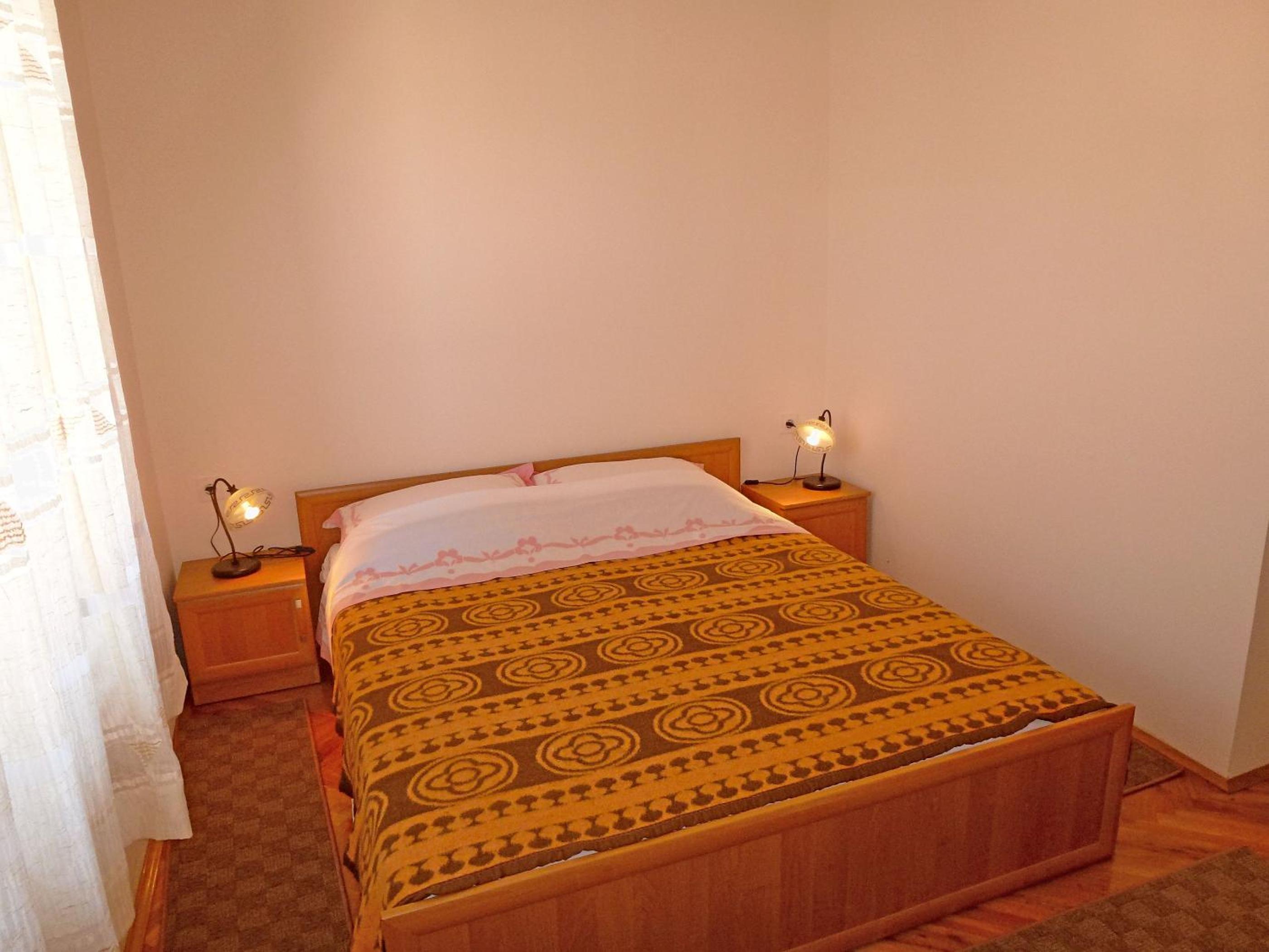 One-Bedroom Apartment with Balcony photo 1