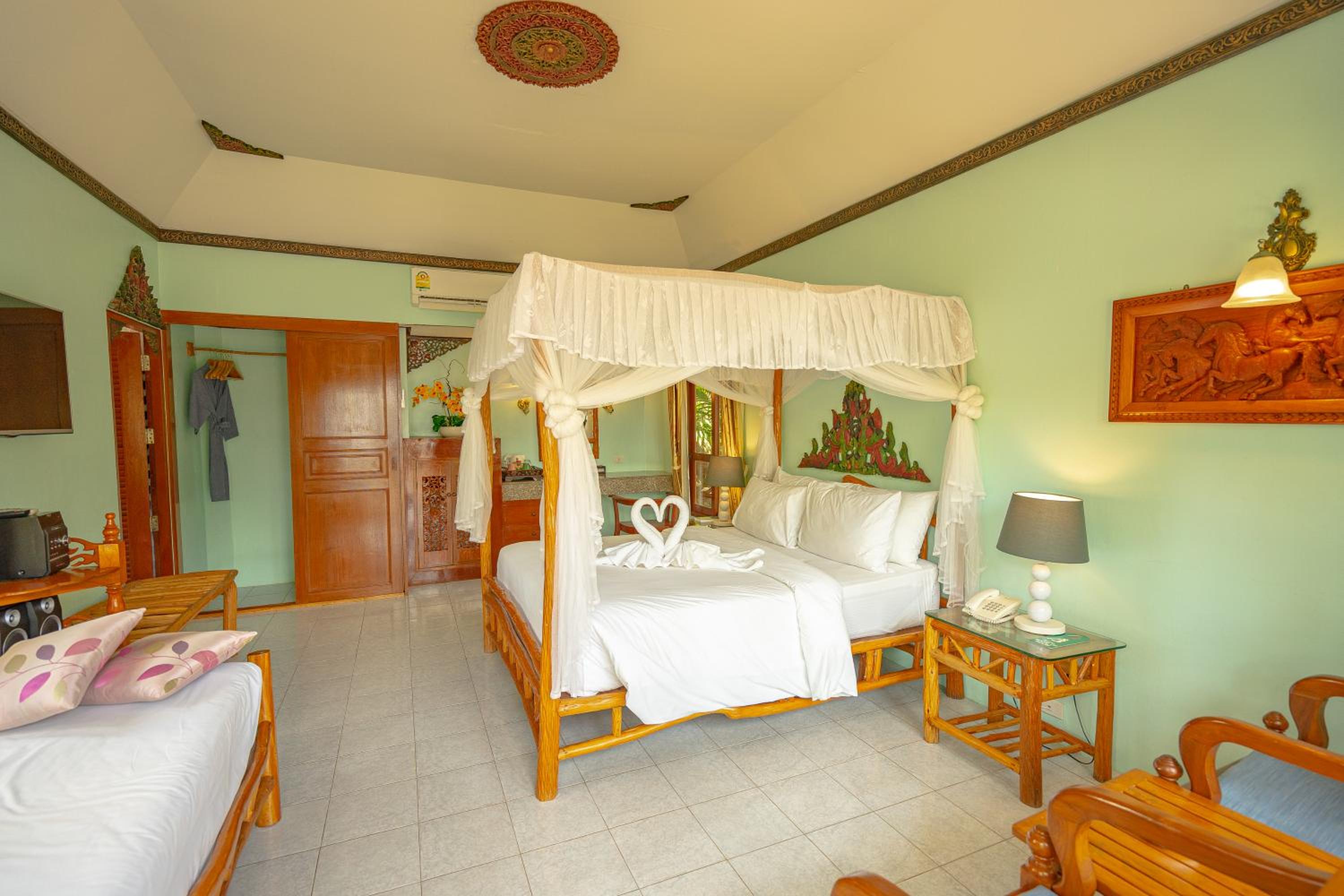 Deluxe Villa photo 2
