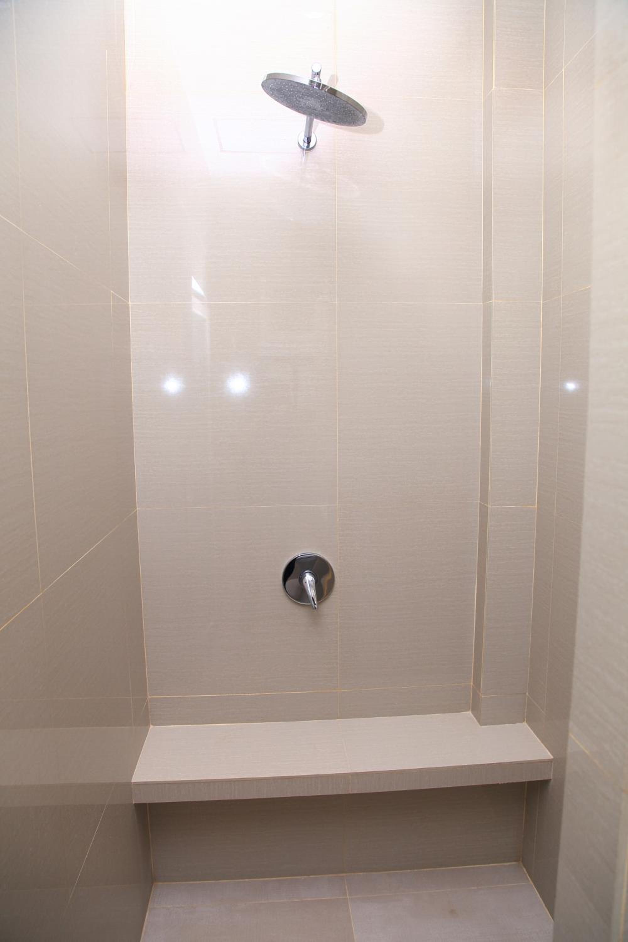 Standard Twin Room - Photo 5