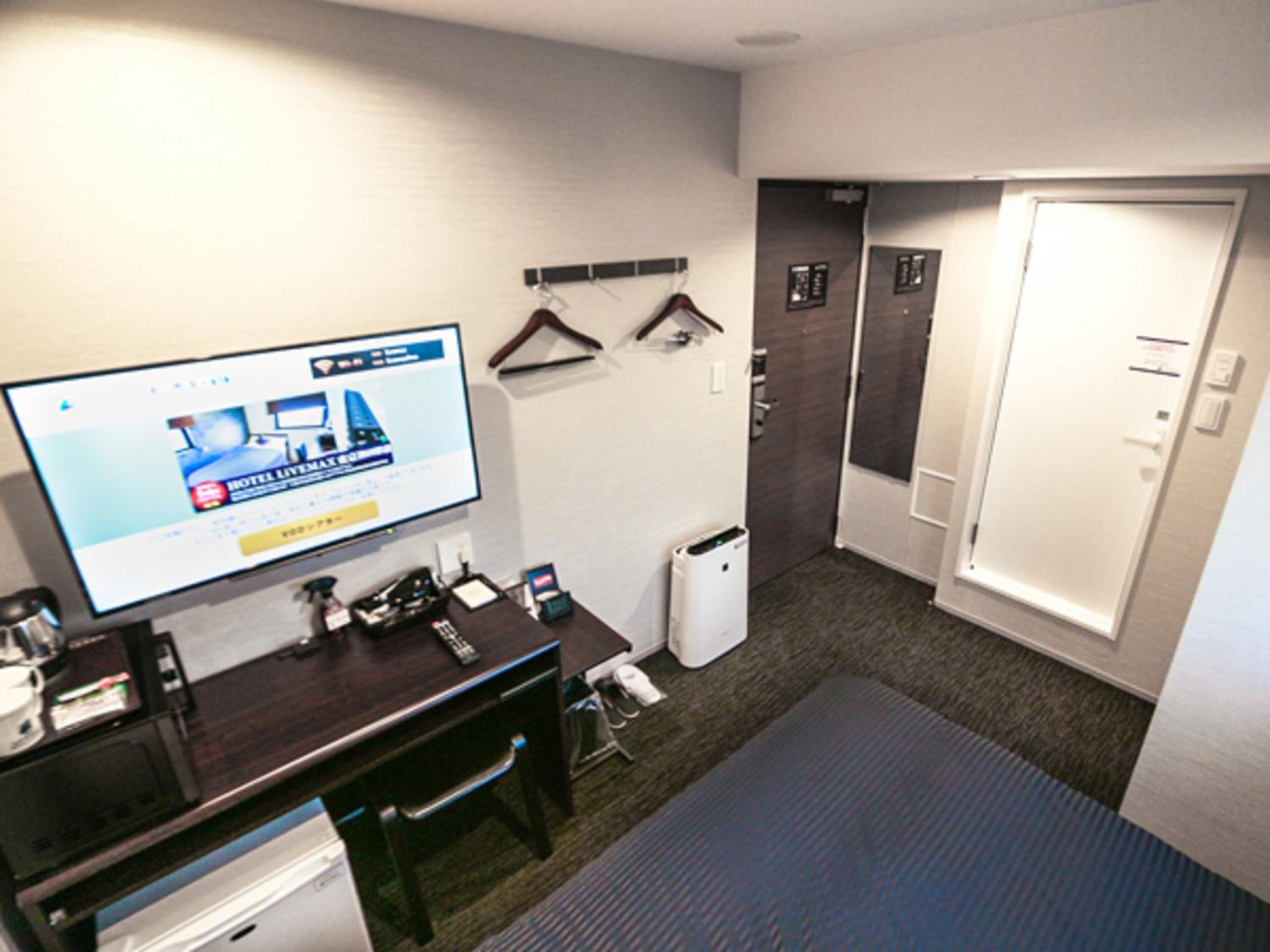 Double Room with Small Double Bed - Non-Smoking photo 2