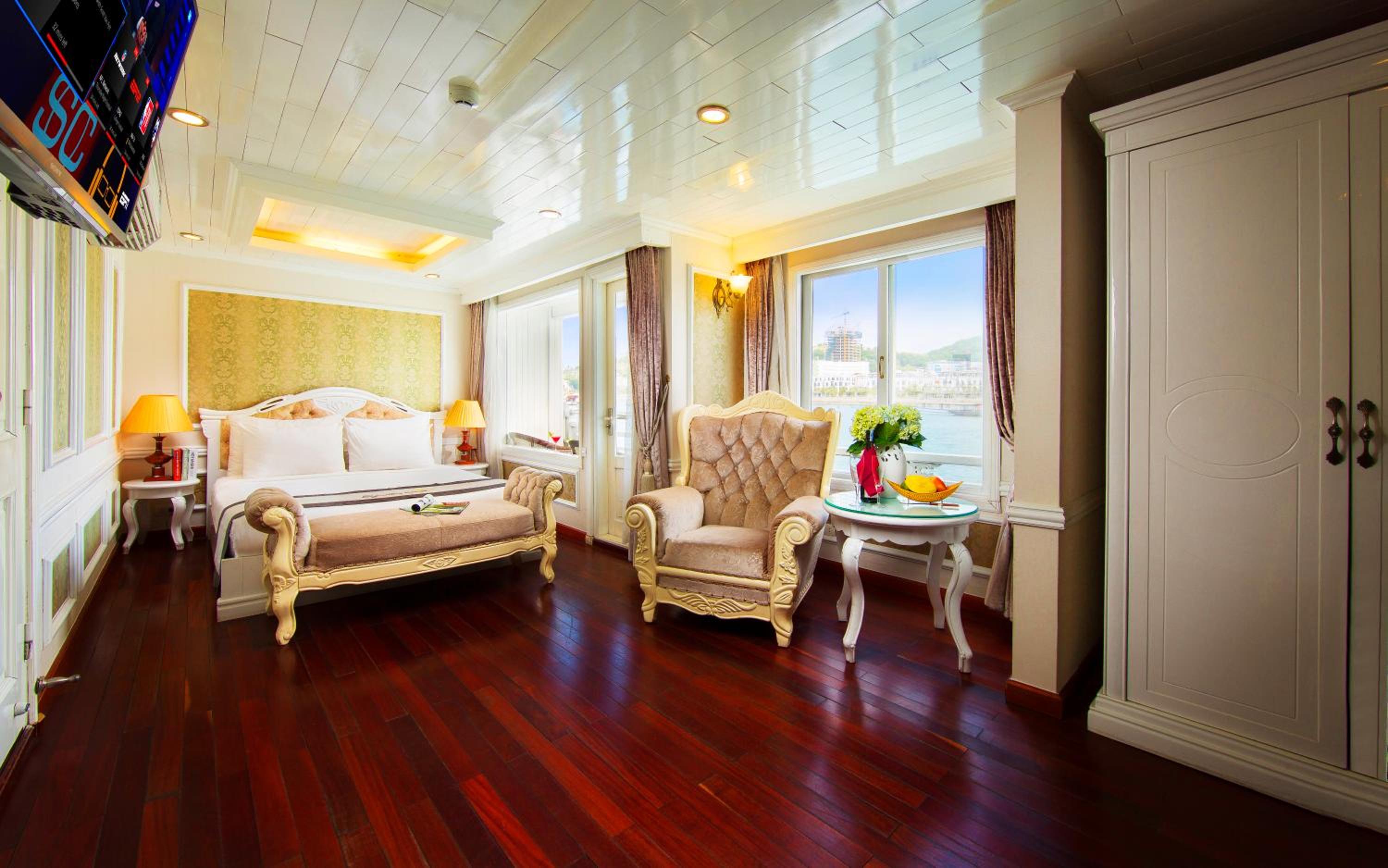 Senior Suite with Private Balcony - 2 Days 1 Night photo 2