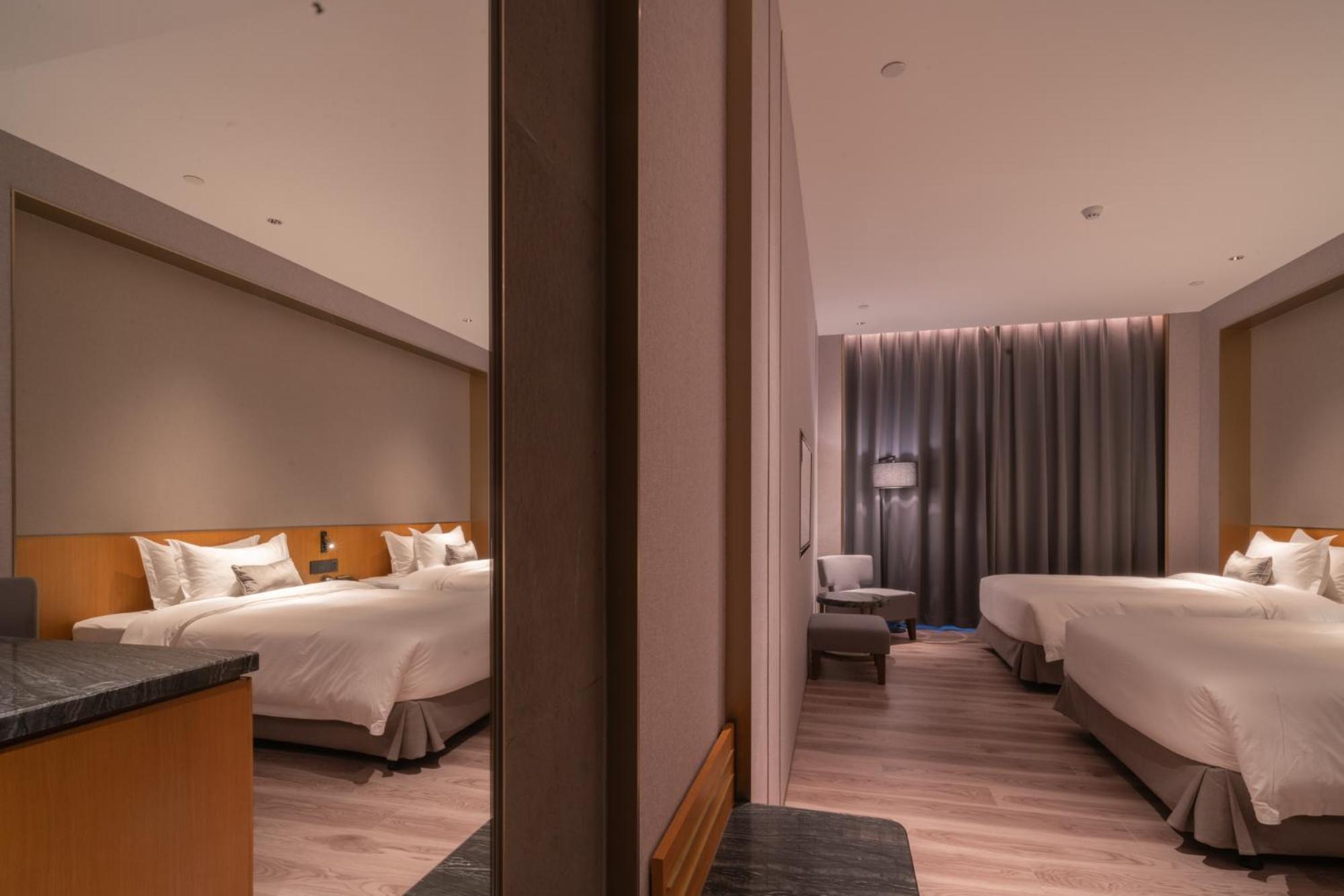 Standard Twin Room photo 2