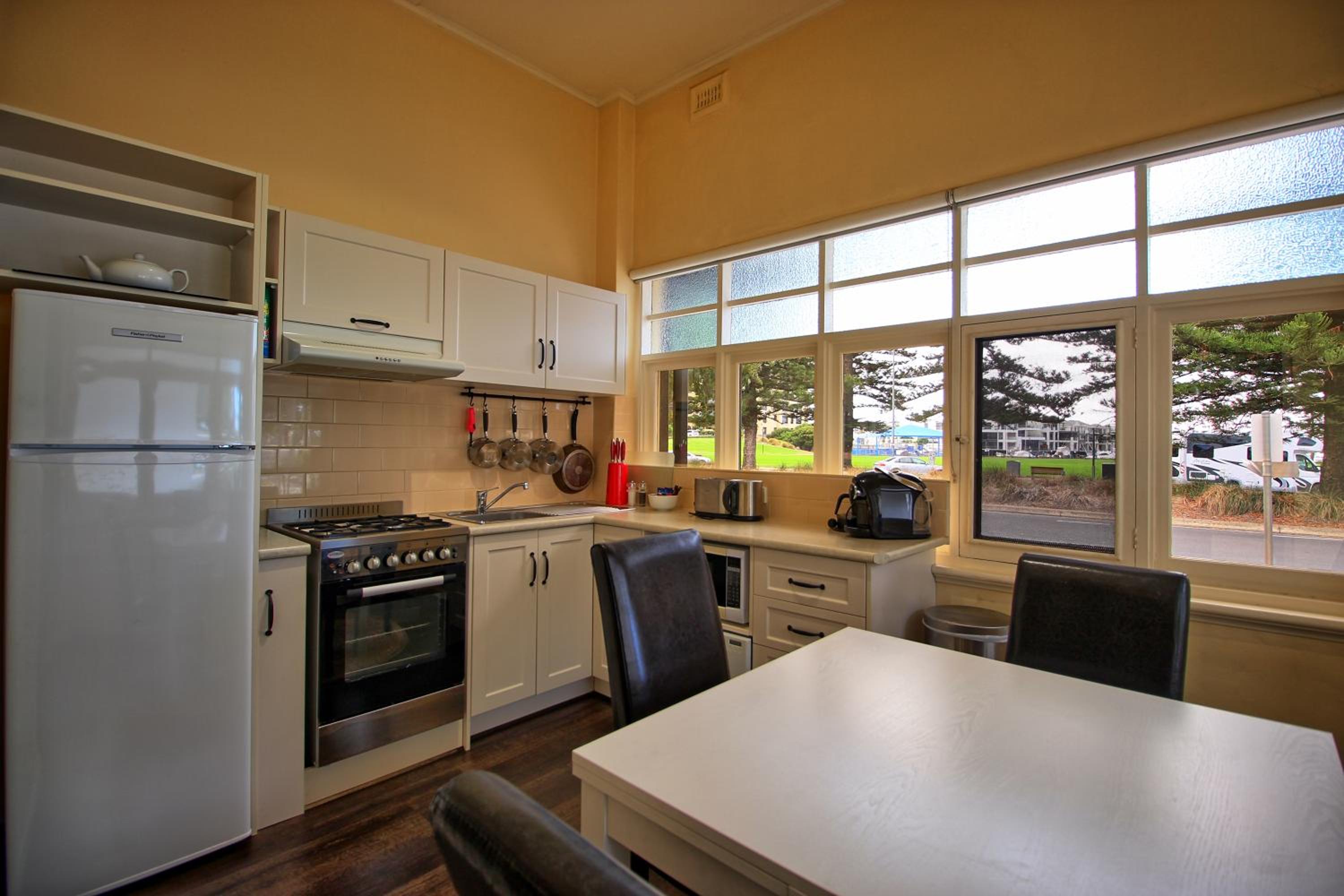Two-Bedroom Park View Deluxe Ground Floor Suite photo 3