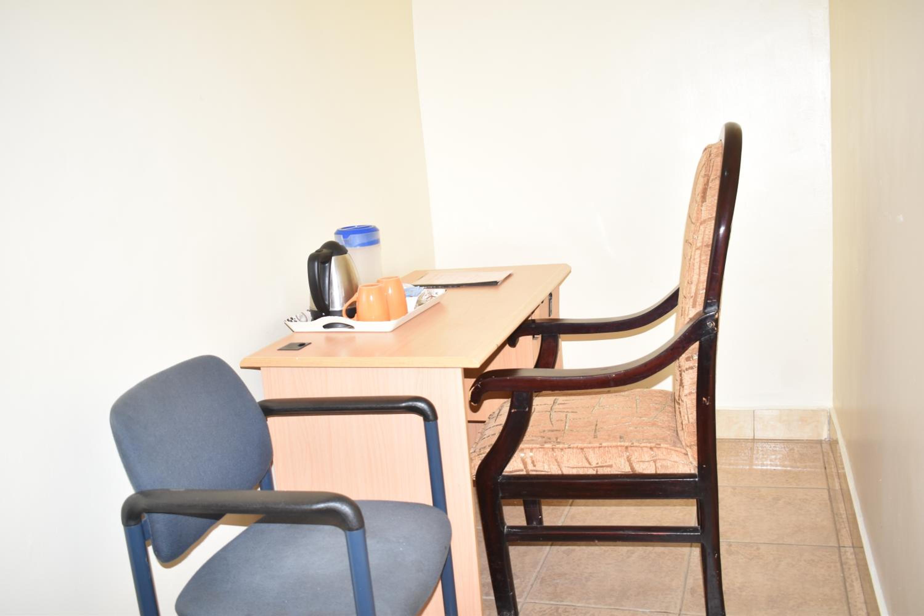 Budget Single Room photo 2