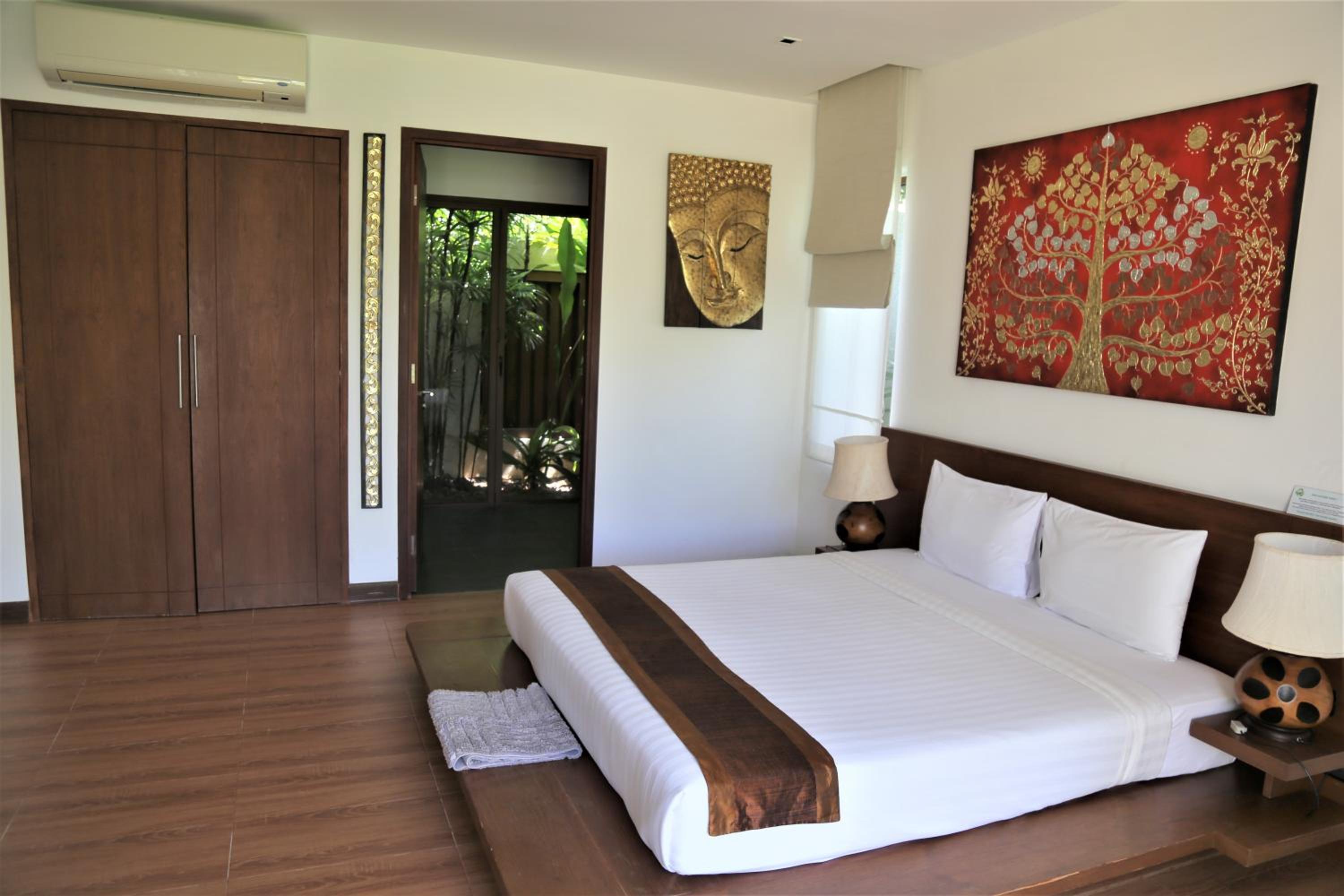 Deluxe Beach Suite - Photo 47