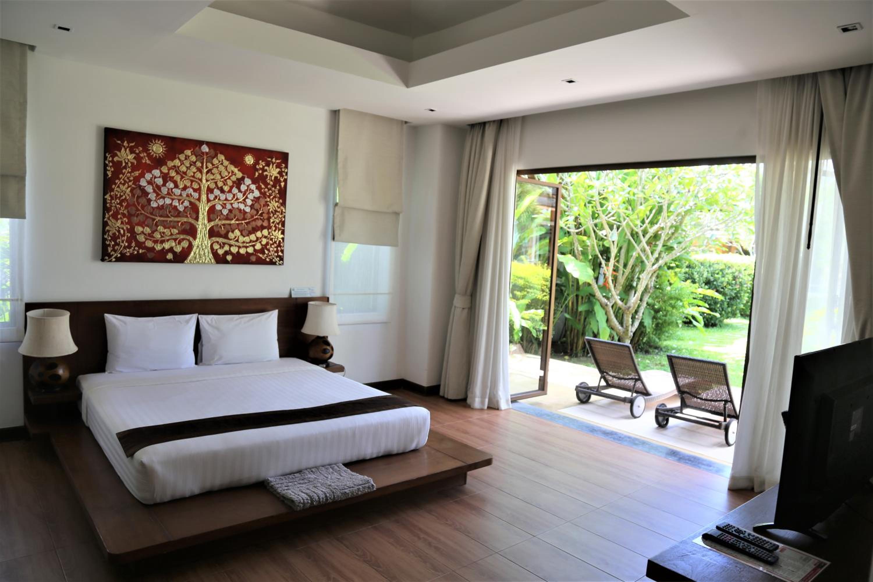 Deluxe Beach Suite - Photo 45