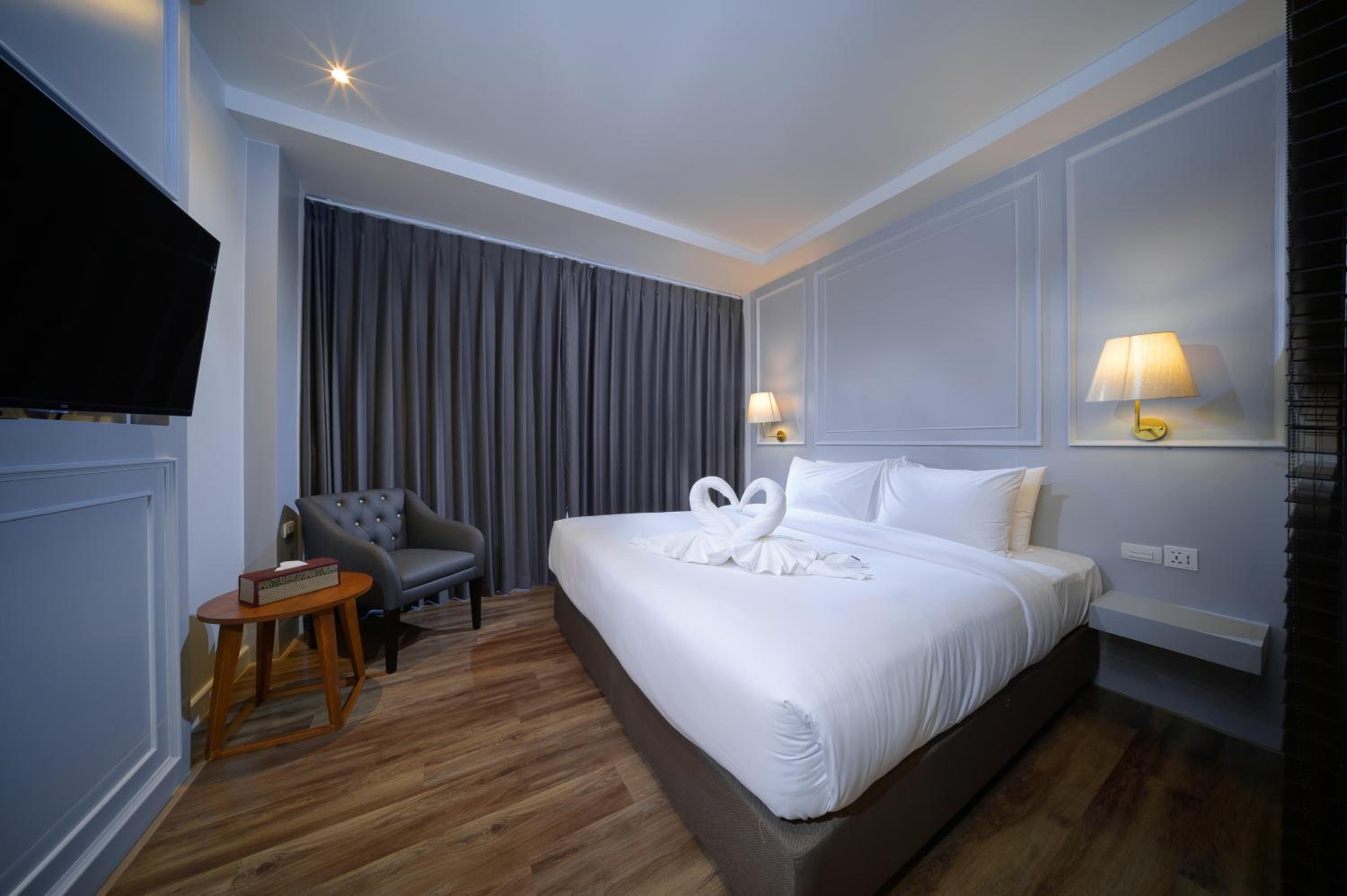 Superior King Room photo 2