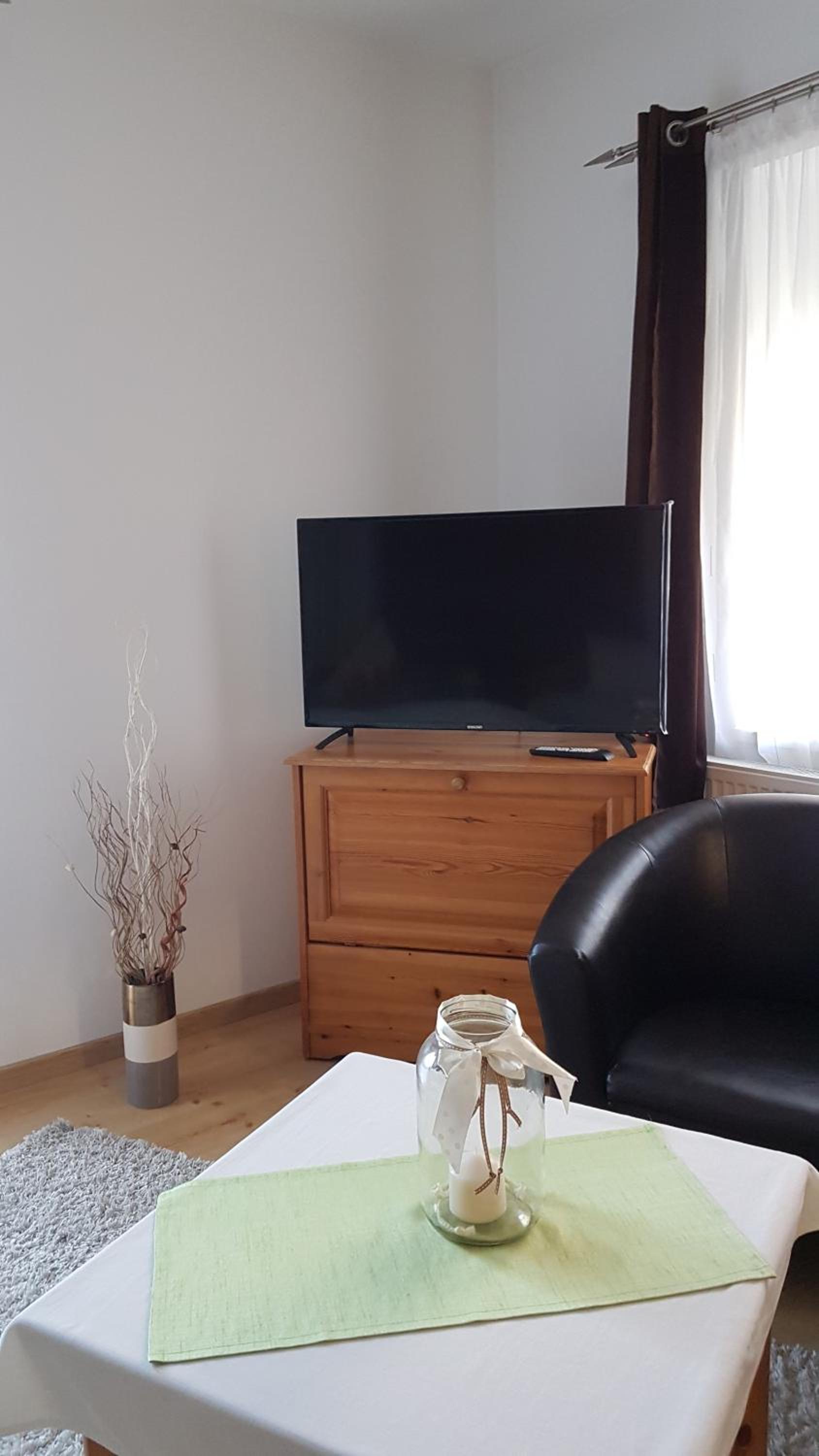 Apartment with Lake View photo 2