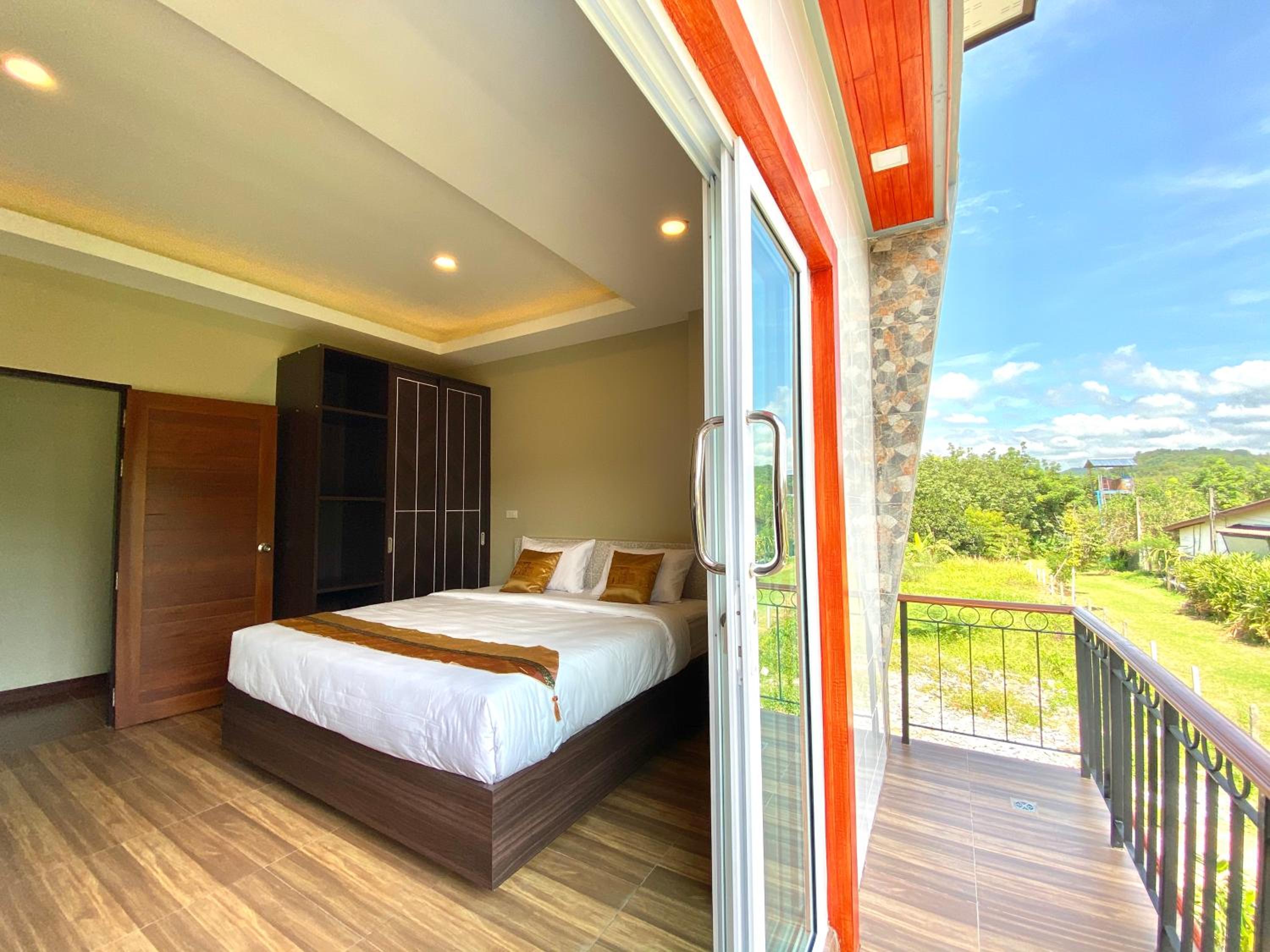 Two-Bedroom Villa with Private Pool - Photo 10