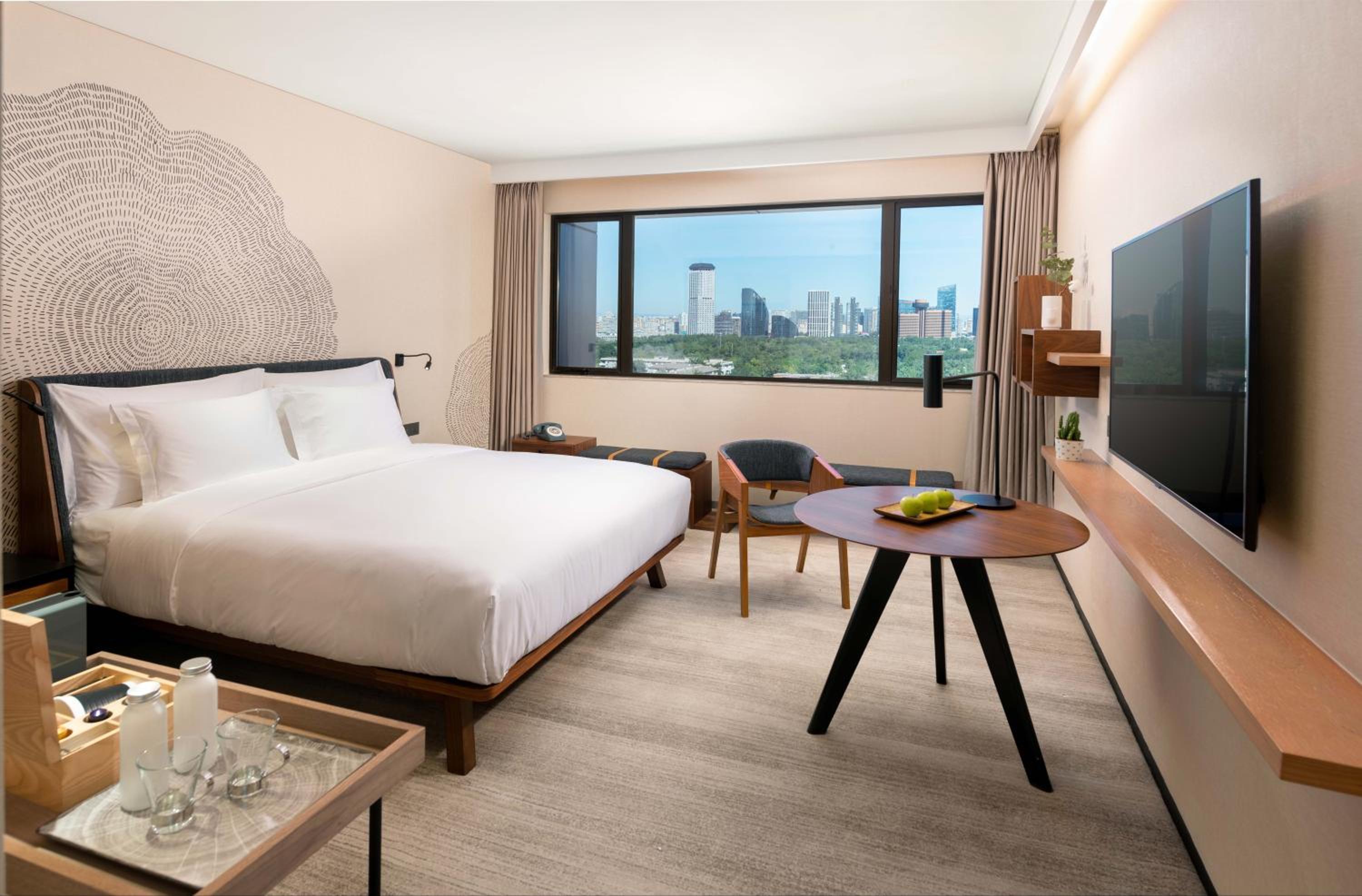 King Room with View - Photo 2