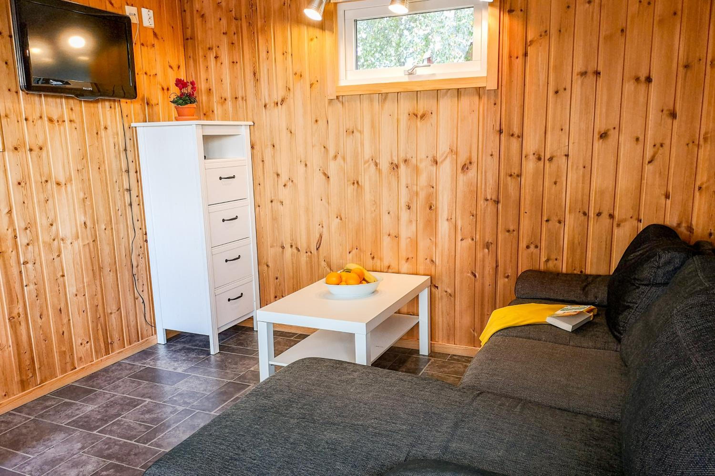 One-Bedroom House photo 3