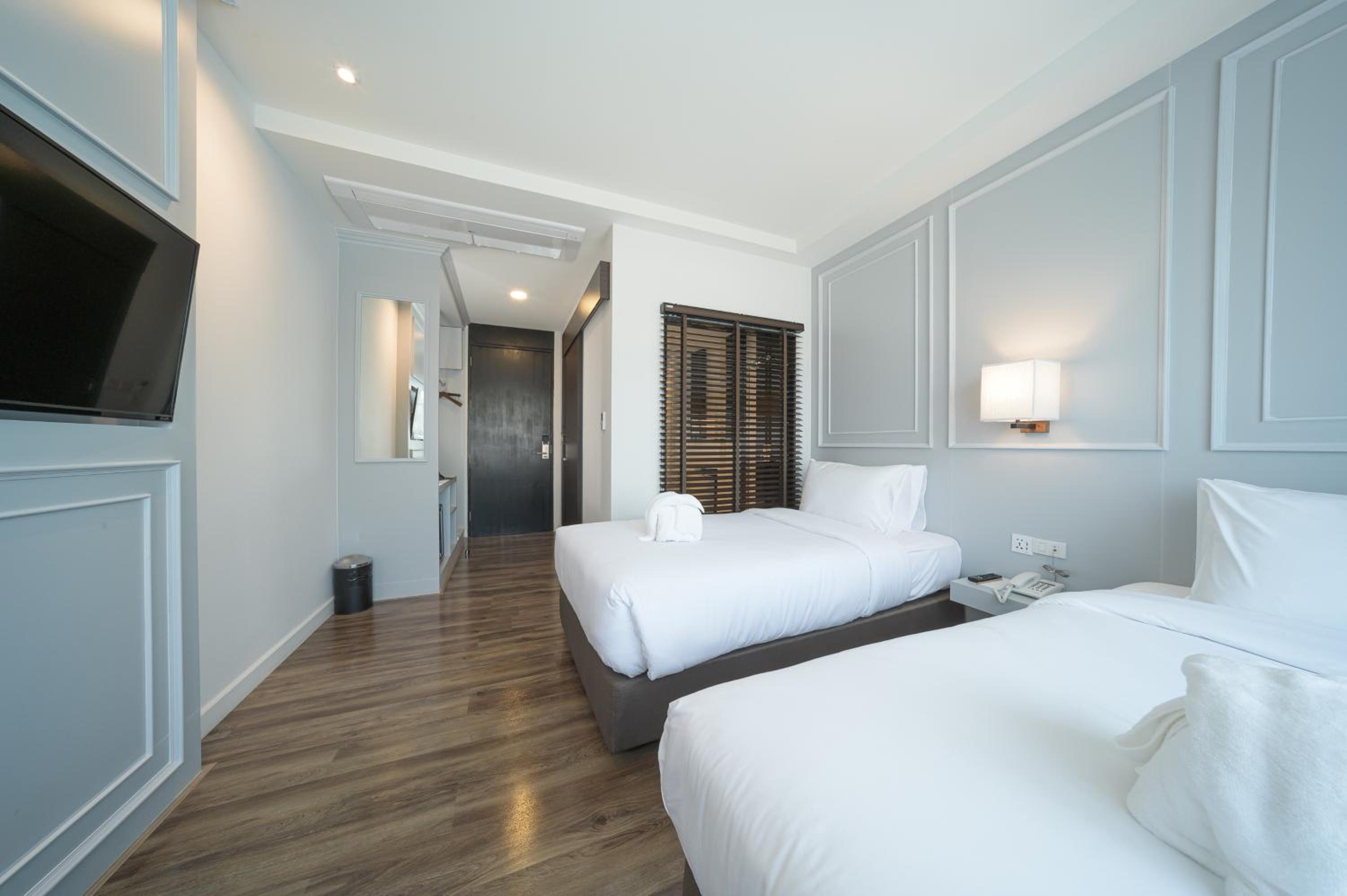 Superior Twin Room - Photo 8