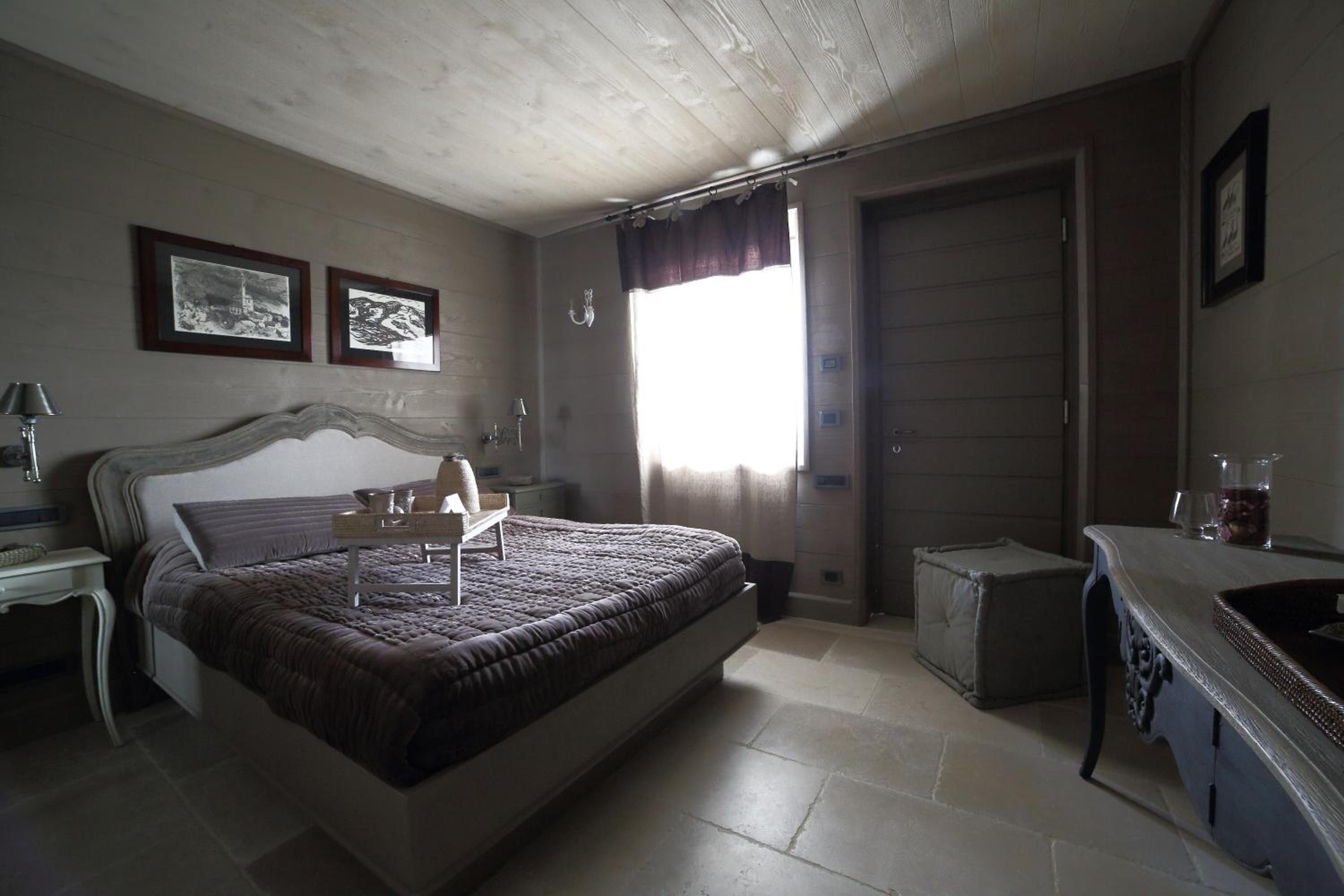 Double Room - Photo 1