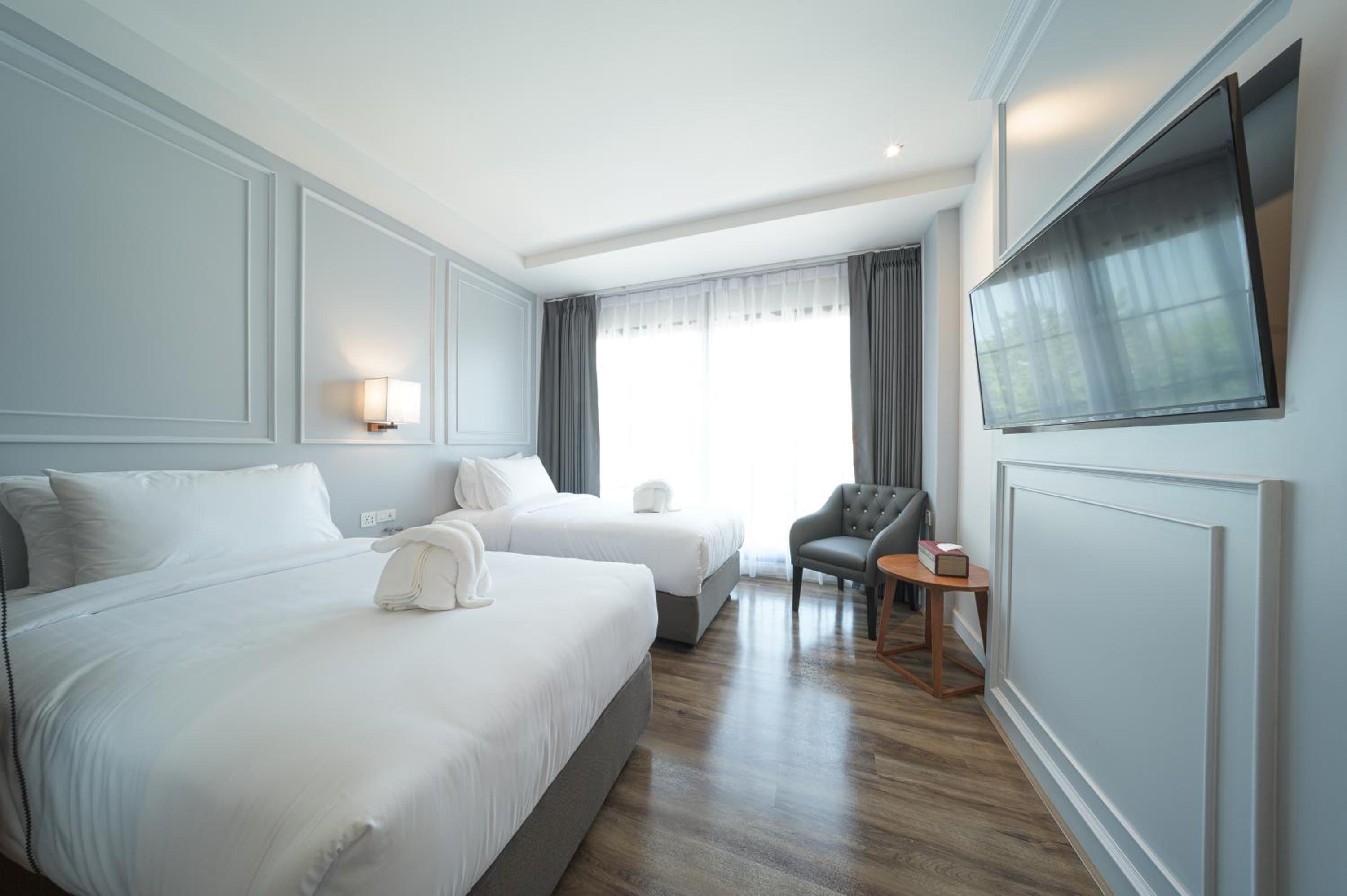 Superior Twin Room - Photo 10