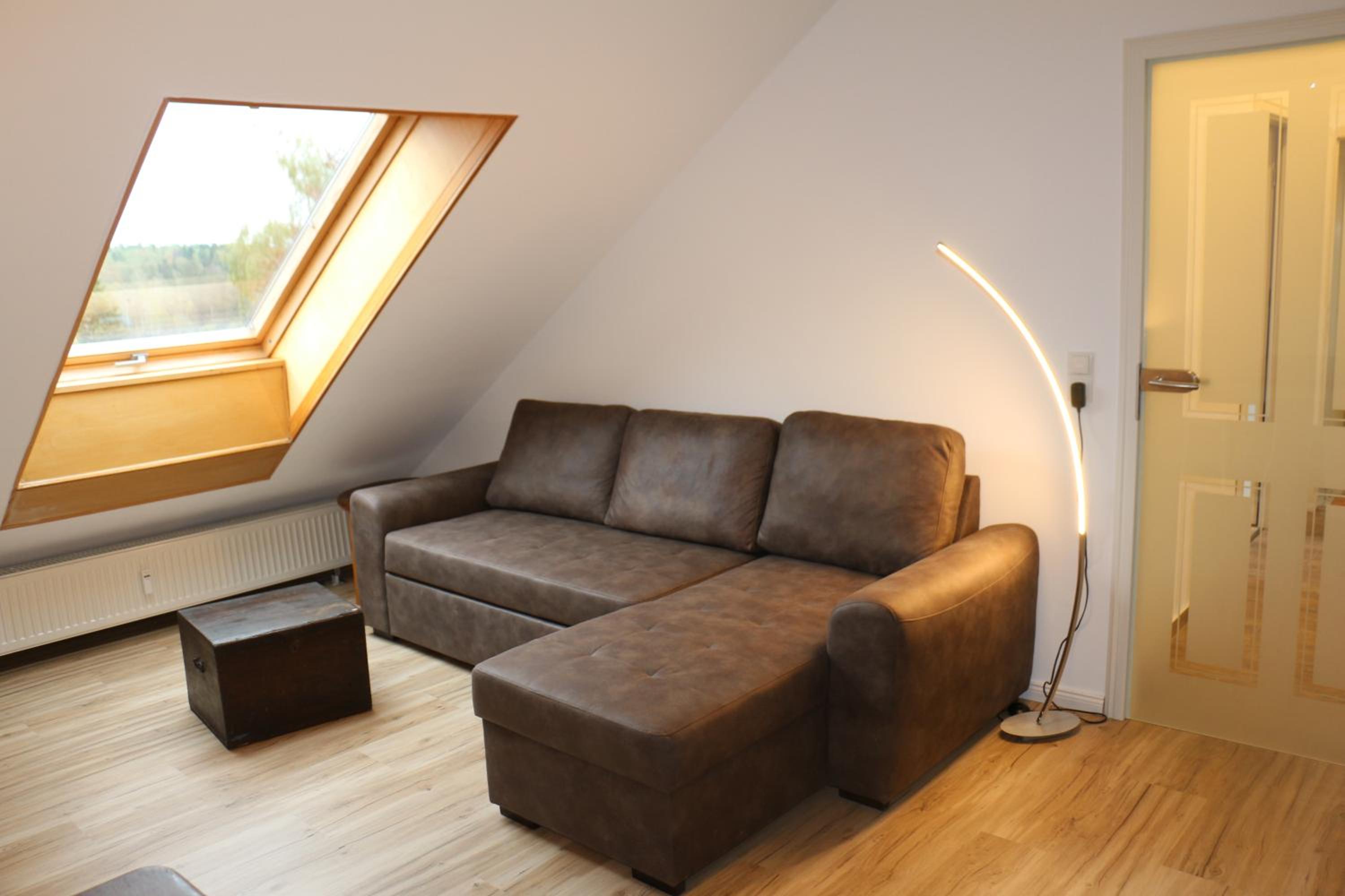 One-Bedroom Apartment - Photo 1