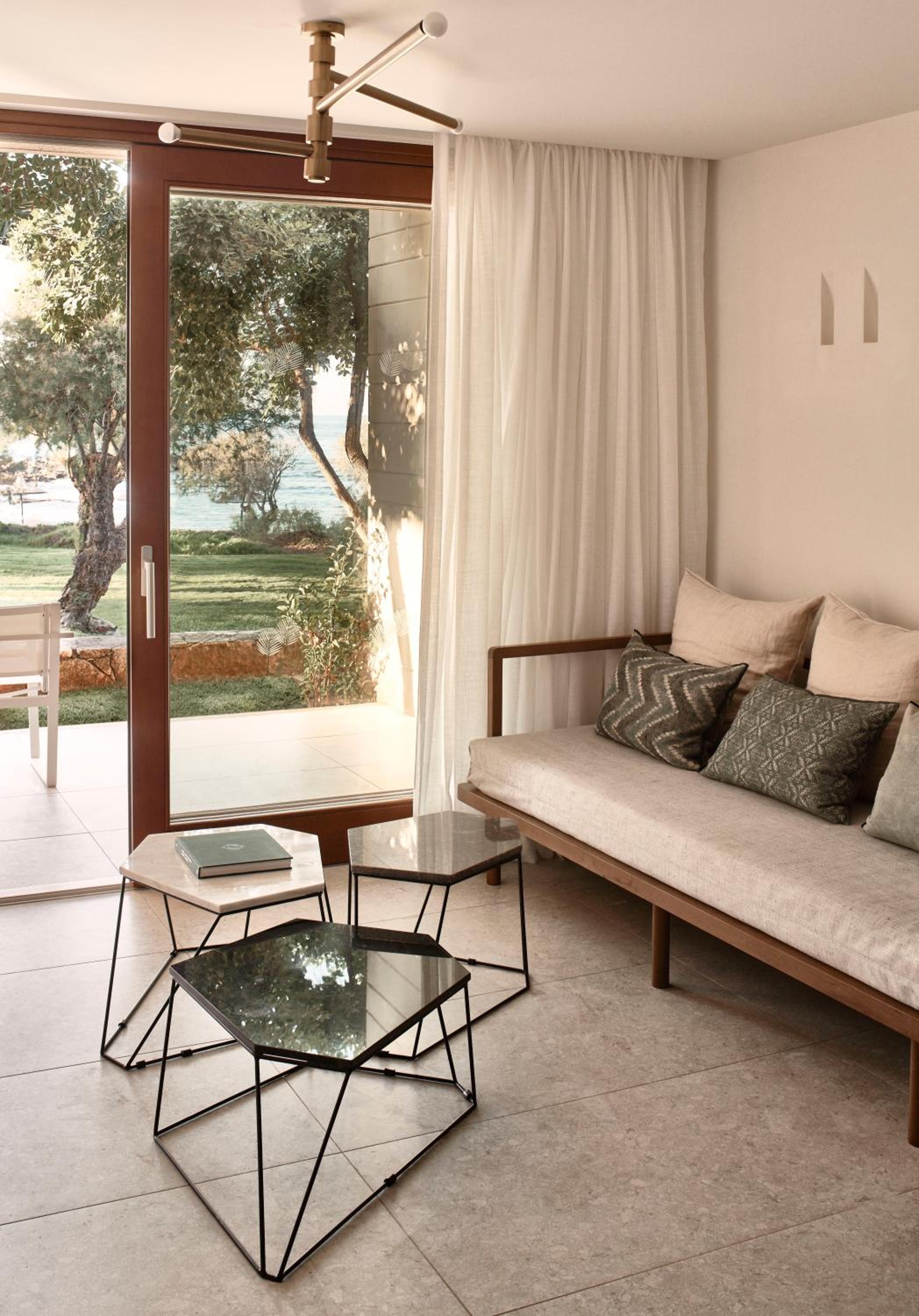 Junior Suite (Sea Front)