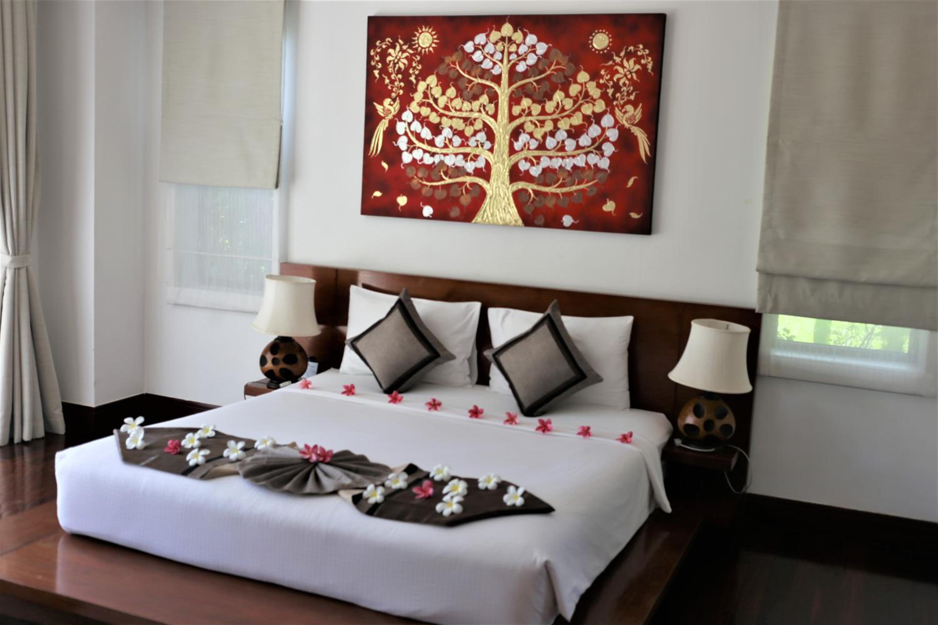 Deluxe Sunrise Suite - Photo 18