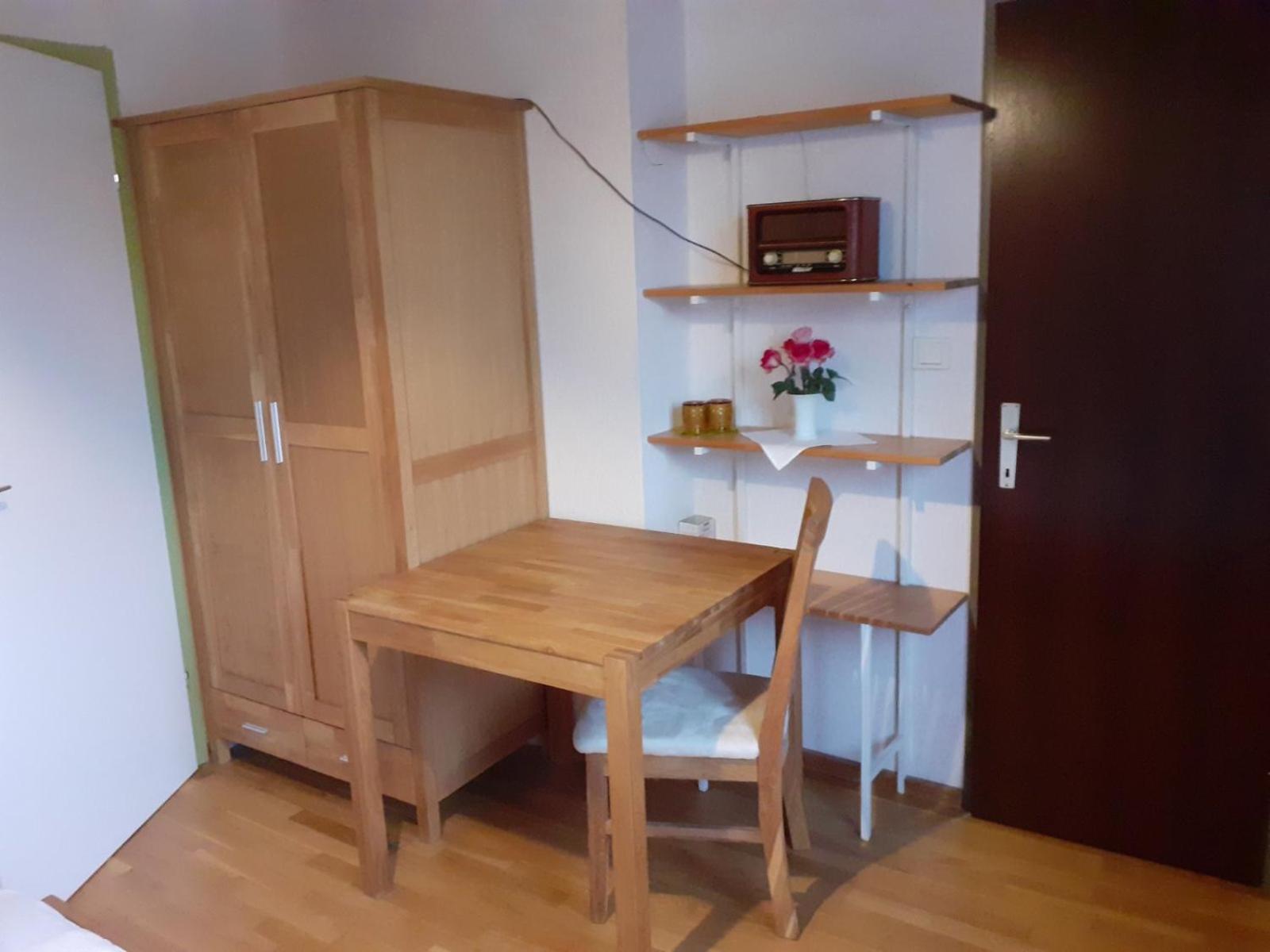 Standard Double Room - Photo 4