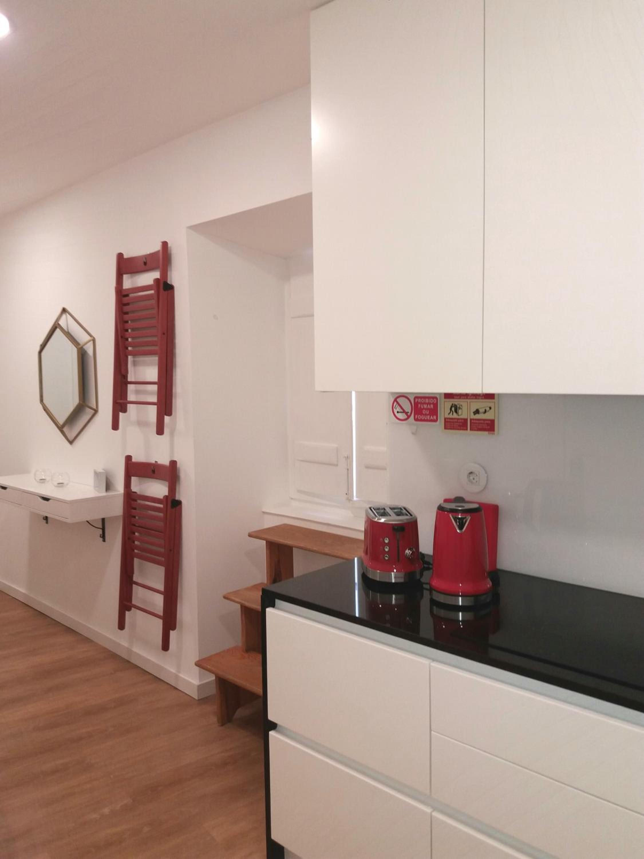 Apartment with Terrace - Photo 20